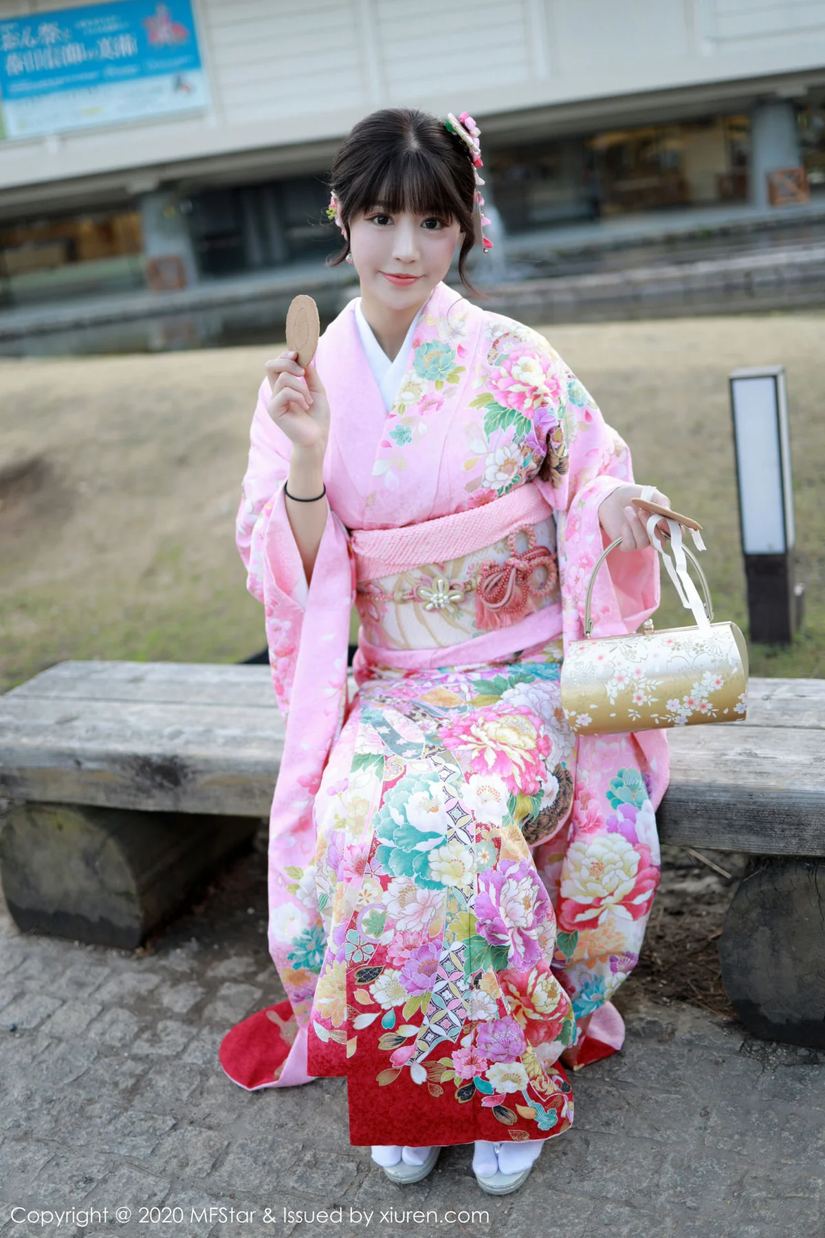 MFStar 模范学院 Vol.254 绚丽和服 朱可儿Flower 日本旅拍写真 - 4