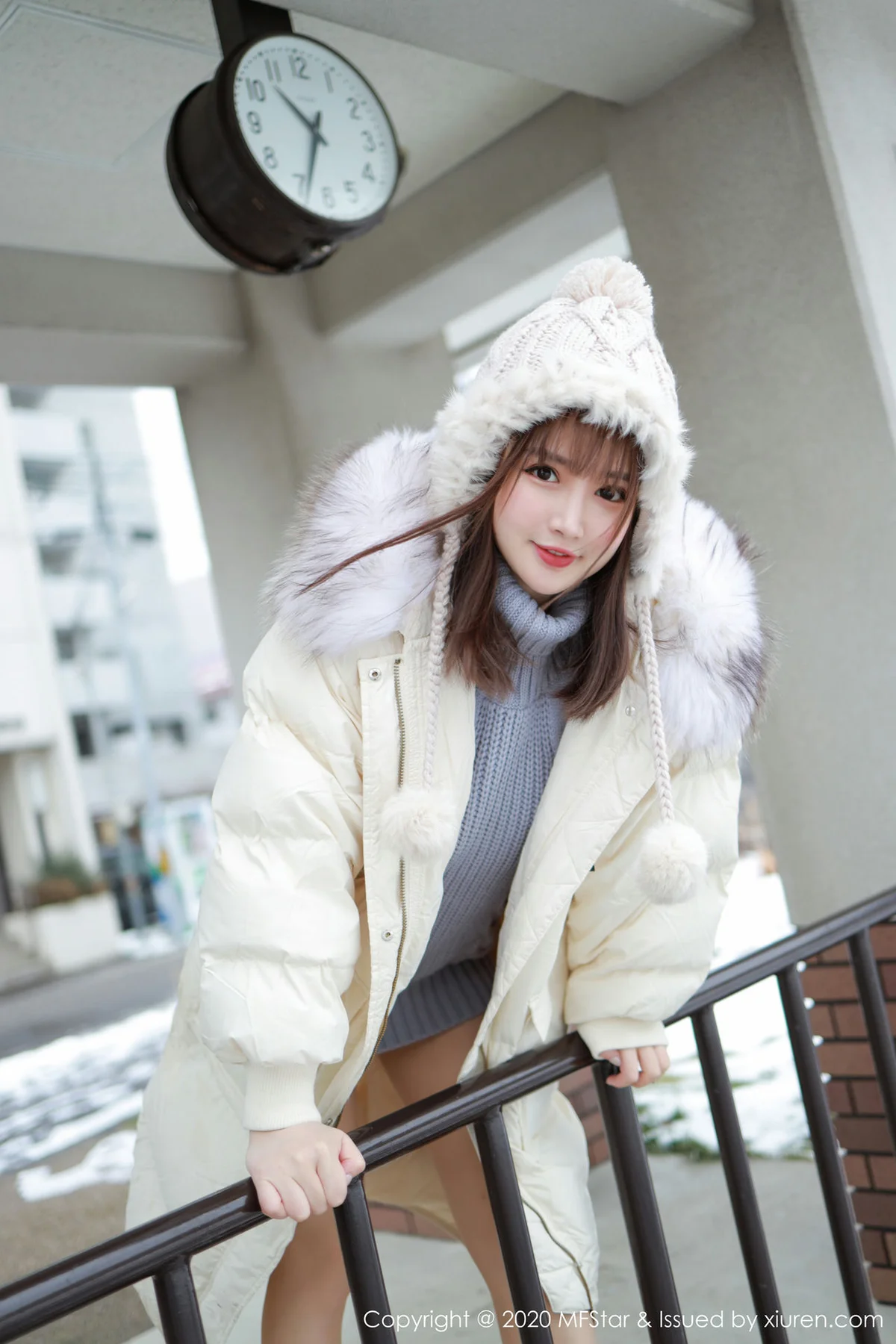 MFStar 模范学院 Vol.262 开背毛衣系列 恩率babe 北海道旅拍写真 - 6