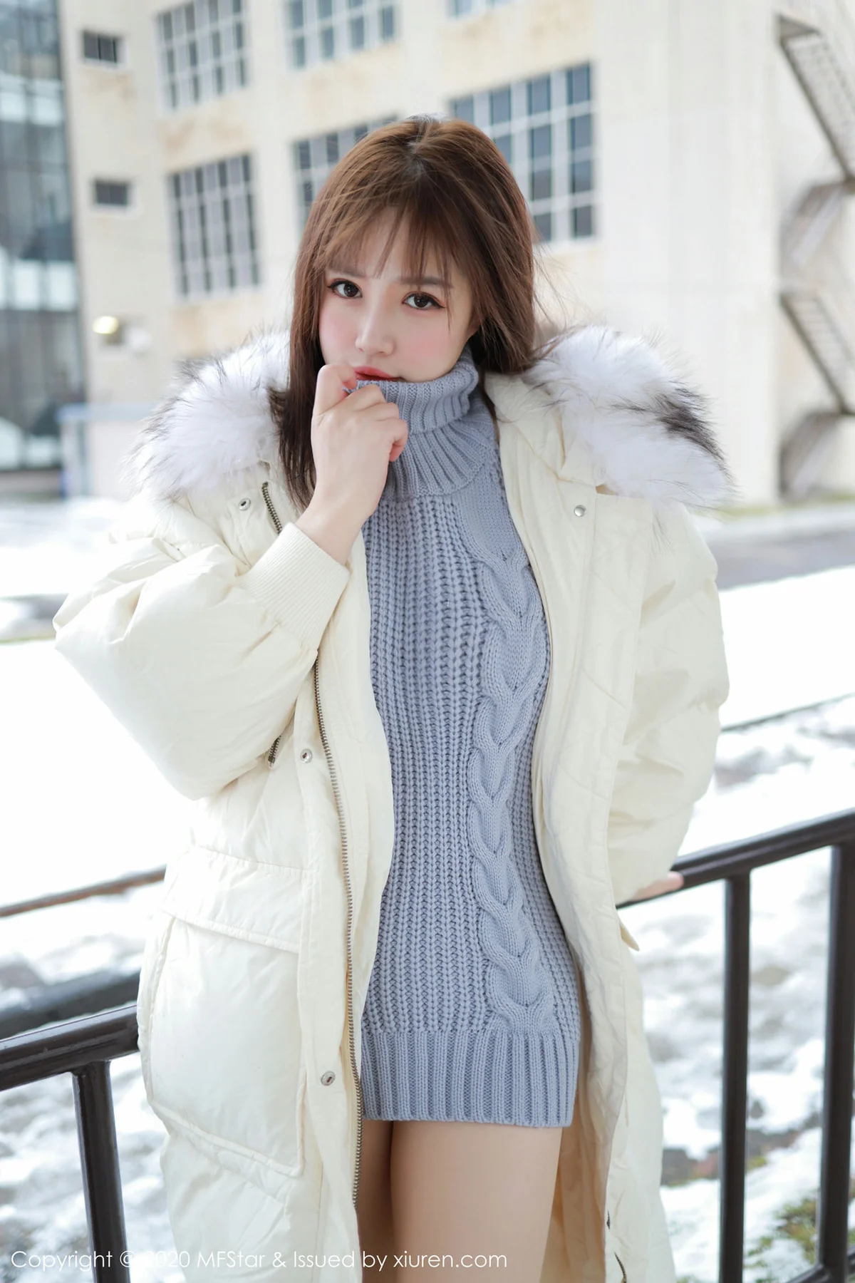 MFStar 模范学院 Vol.262 开背毛衣系列 恩率babe 北海道旅拍写真 - 10