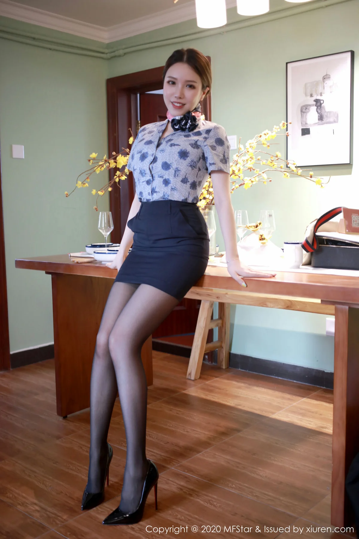 MFStar 模范学院 Vol.286 空姐制服 黄楽然 性感制服写真 - 3