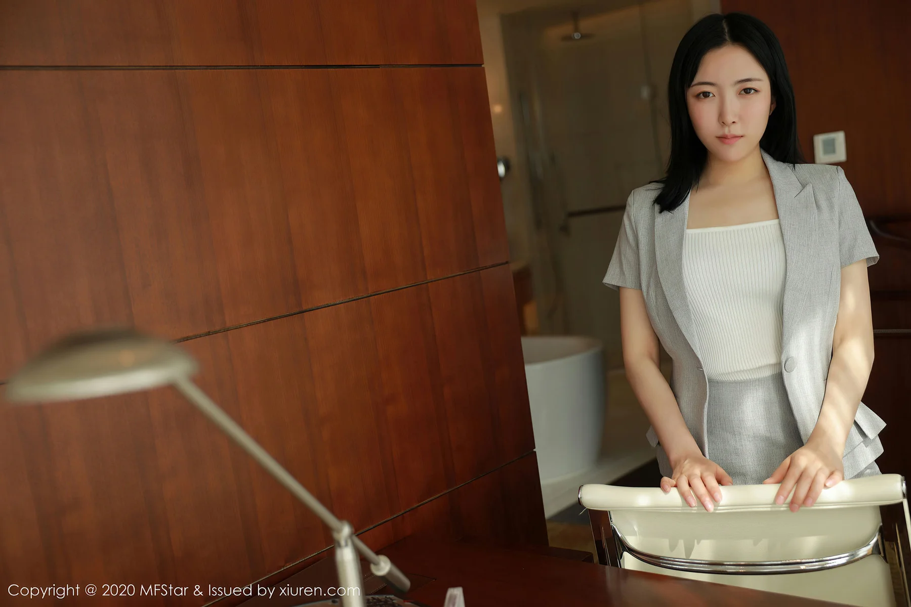 MFStar 模范学院 Vol.366  网袜黑丝 林小艺 首套美女 - 1