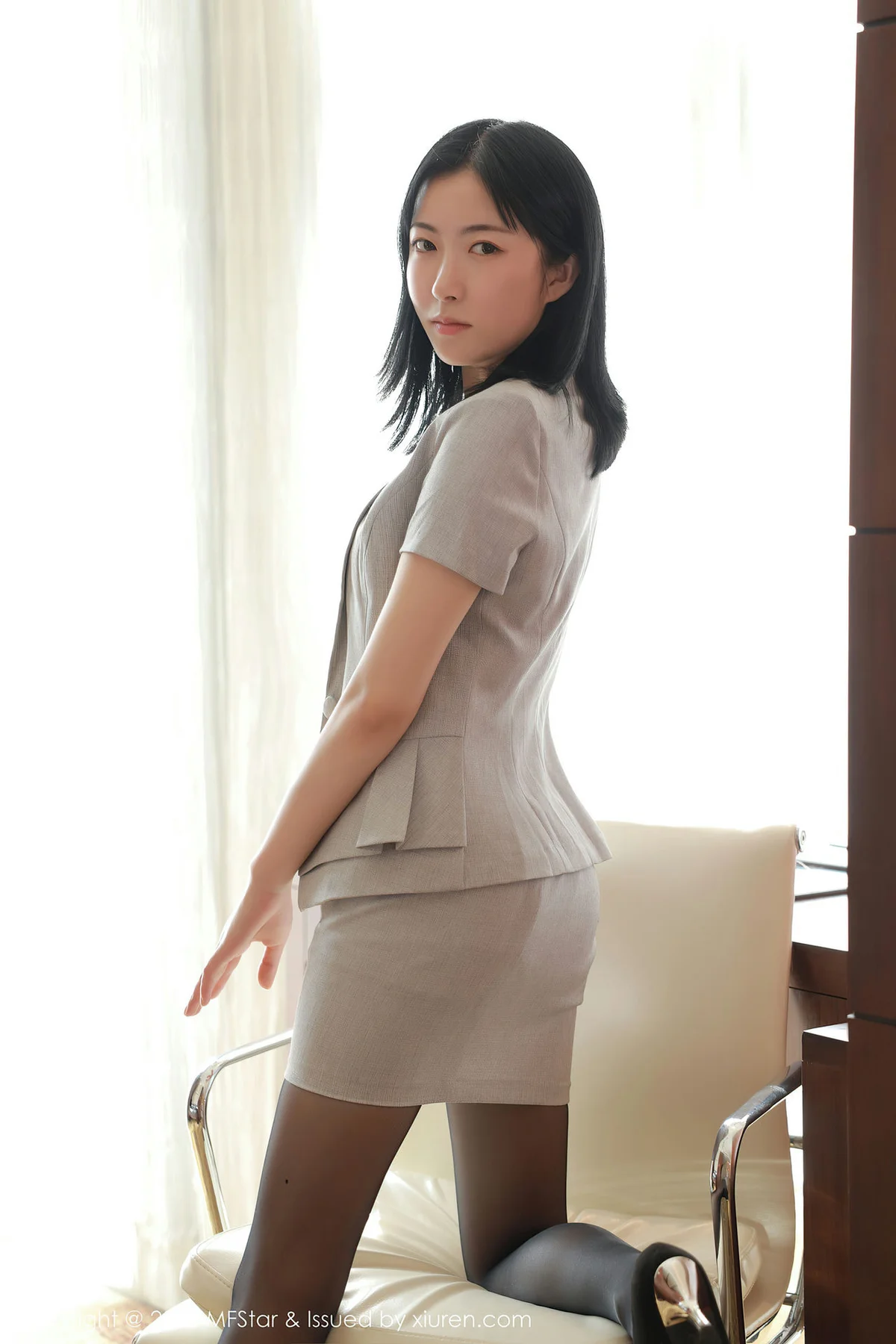 MFStar 模范学院 Vol.366  网袜黑丝 林小艺 首套美女 - 4