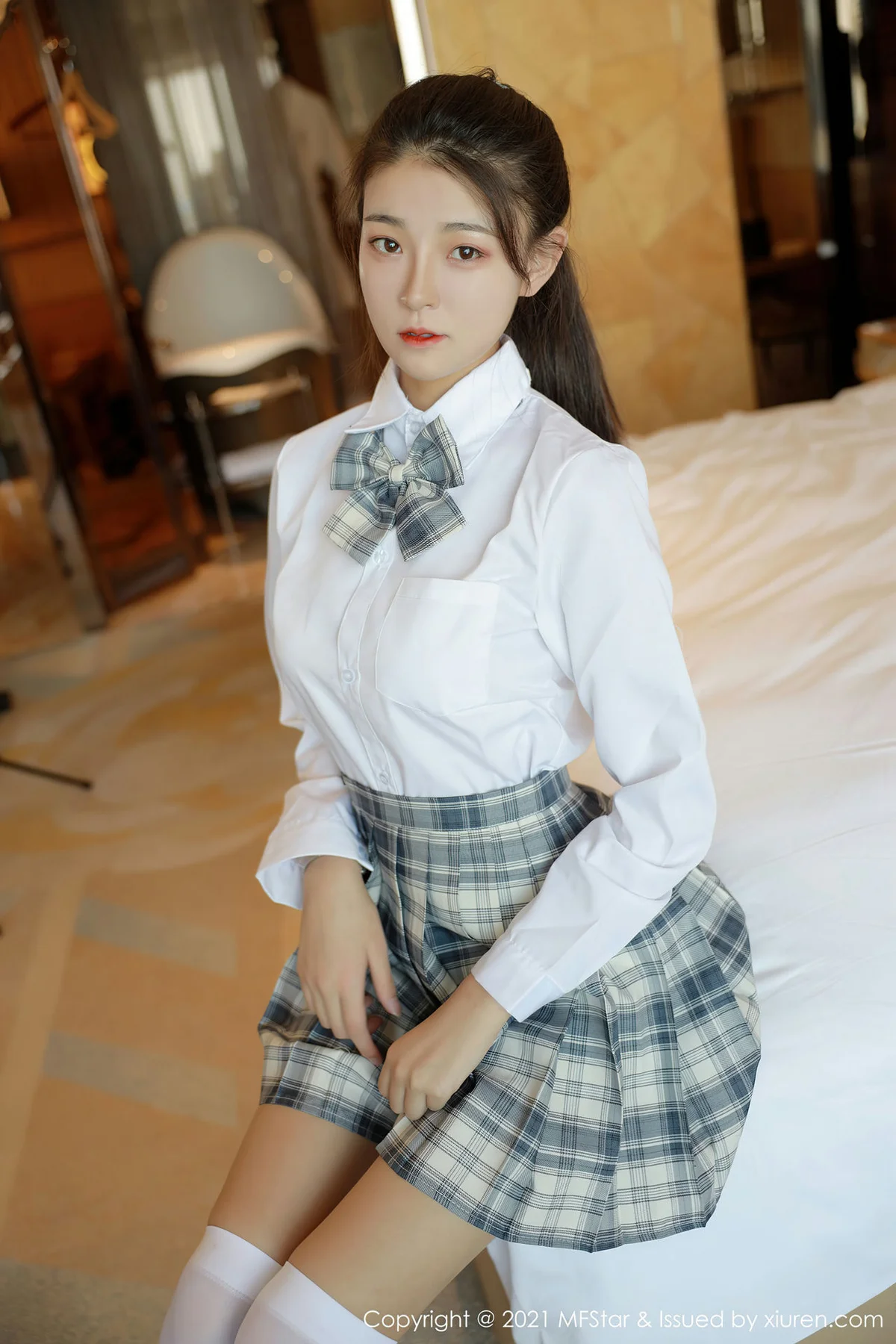 MFStar 模范学院 Vol.448  格子jk清纯少女 苏雨彤 - 5