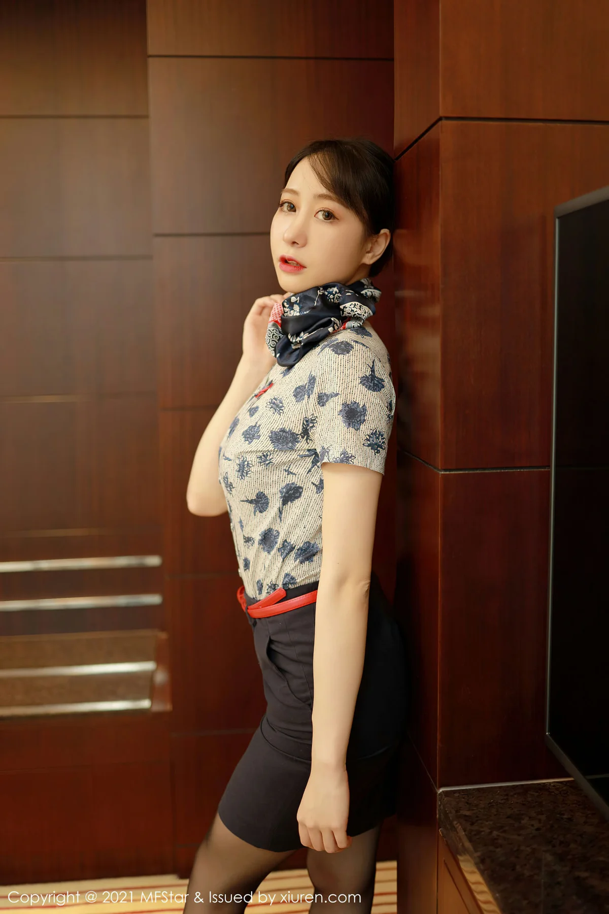 MFStar 模范学院 Vol.450  水水er 精致典雅空姐制服 - 7