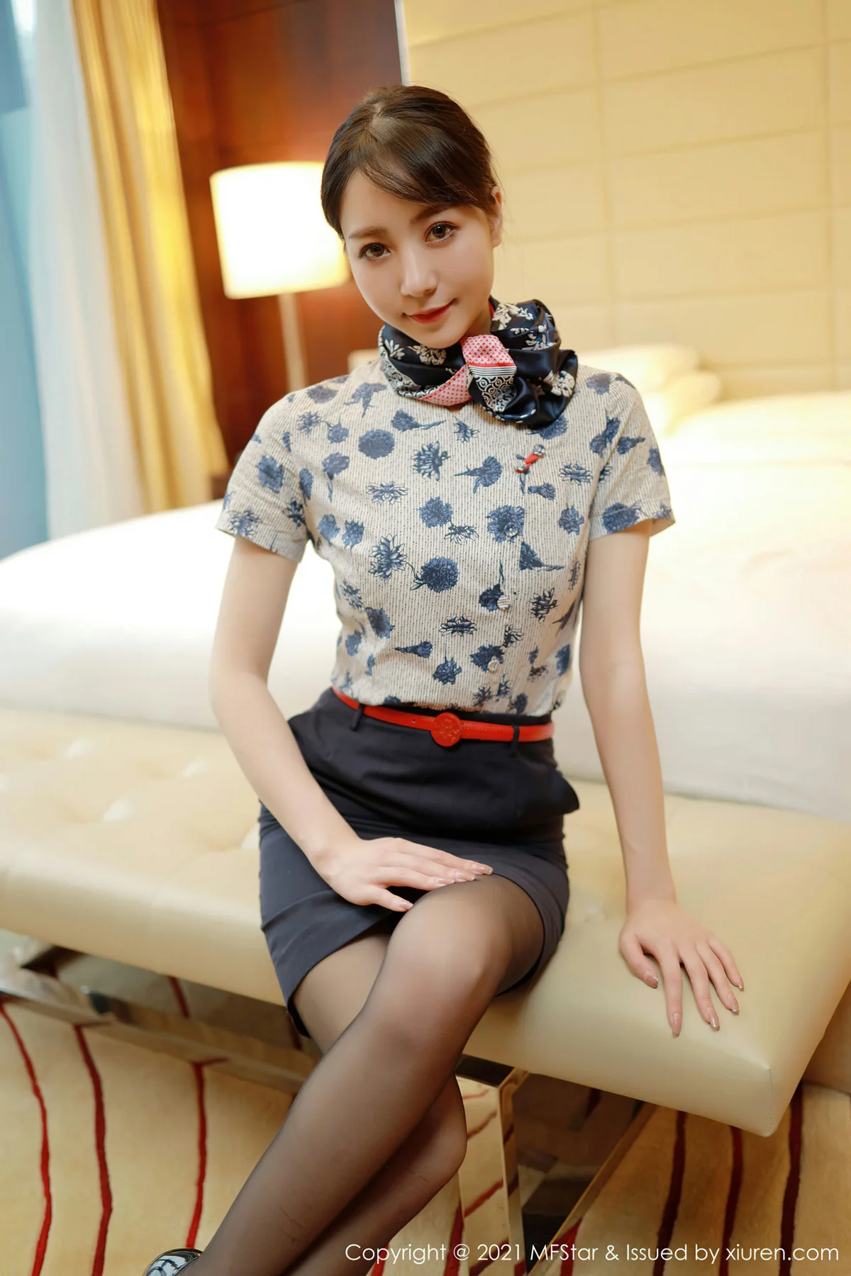 MFStar 模范学院 Vol.450  水水er 精致典雅空姐制服 - 10