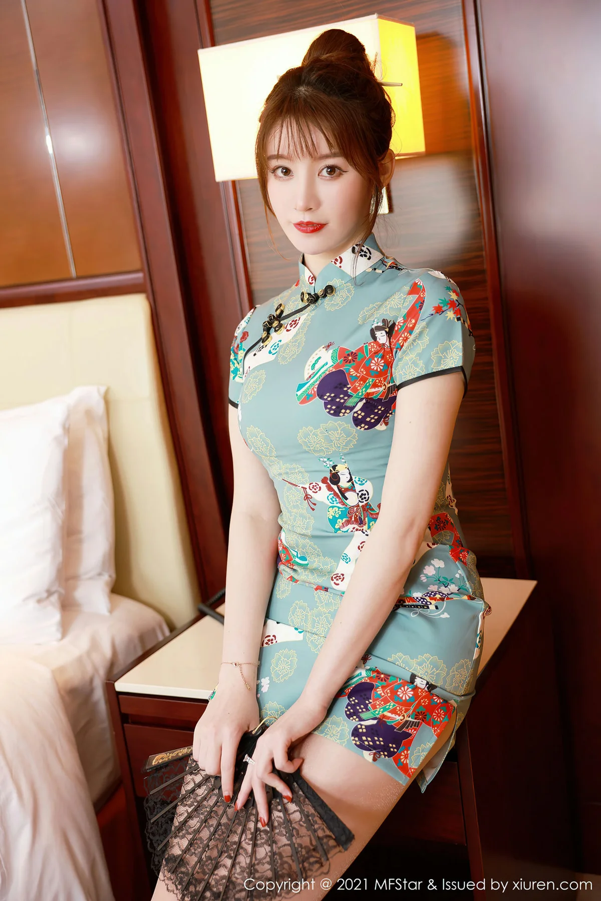 MFStar 模范学院 Vol.471 性感旗袍  yoo优优 三亚旅拍写真 - 5