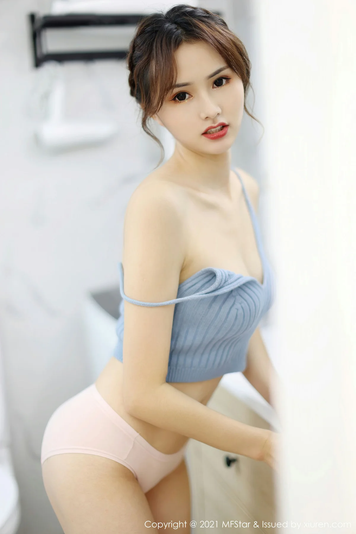 MFStar 模范学院 Vol.521 迷人吊带 墨韩 新人模特第三套写真 - 8