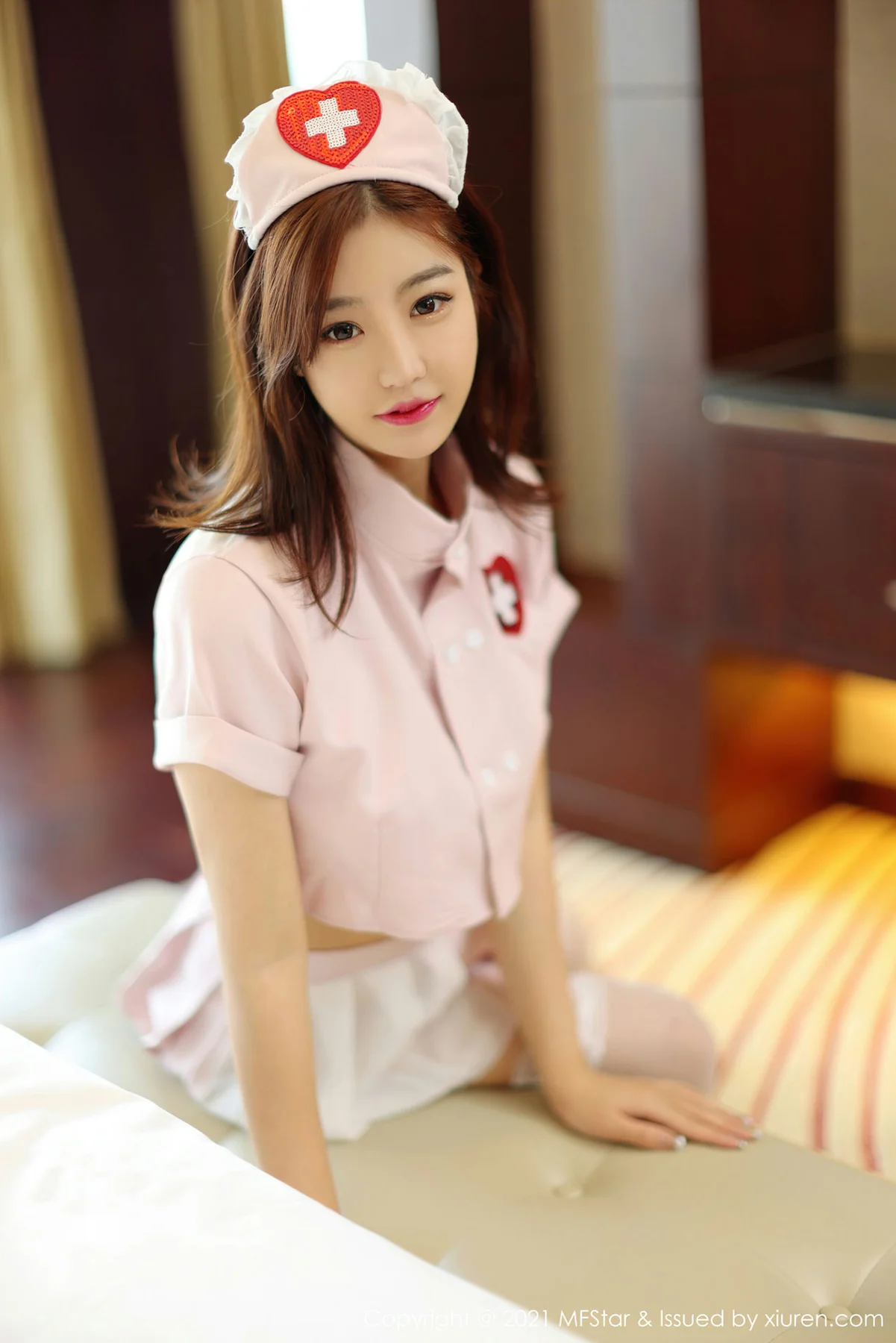 MFStar 模范学院 Vol.524 护士情趣制服 人间荒糖 性感写真 - 5