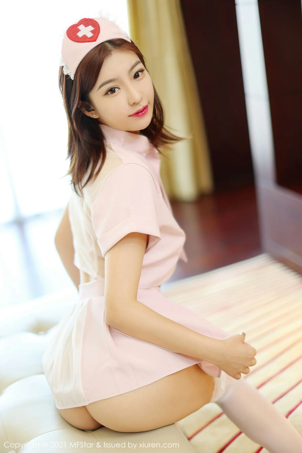 MFStar 模范学院 Vol.524 护士情趣制服 人间荒糖 性感写真 - 8