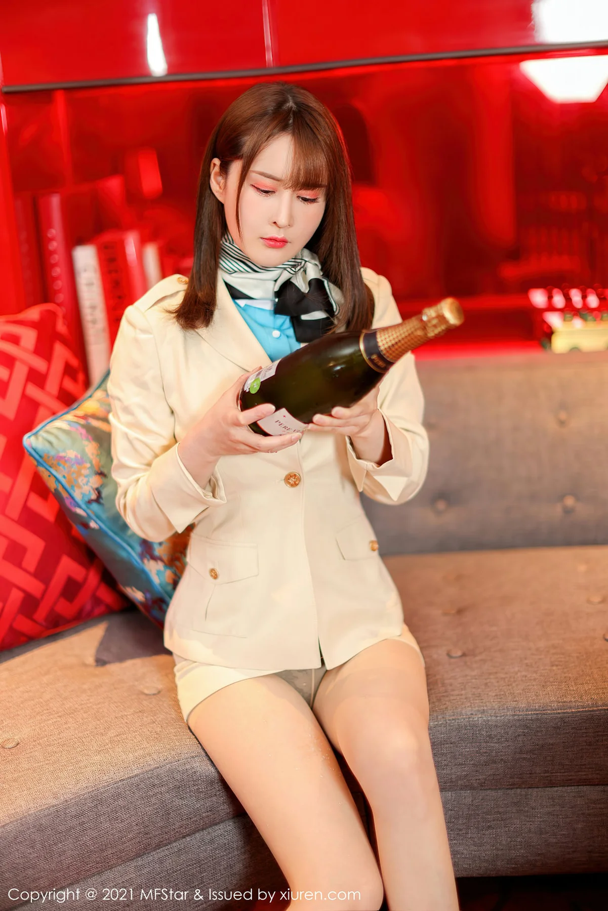 MFStar 模范学院 Vol.534 职业装OL  蔡文钰Abby 性感写真 - 6