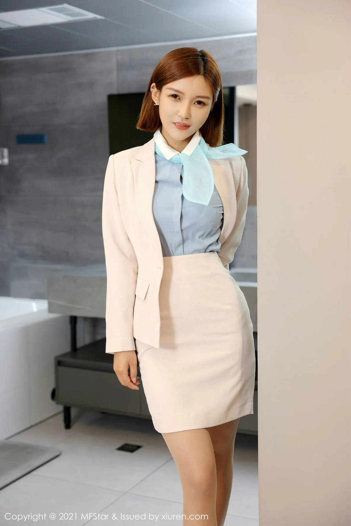 MFStar 模范学院 Vol.537 短发美女 王蜜 新人模特首套写真 - 1