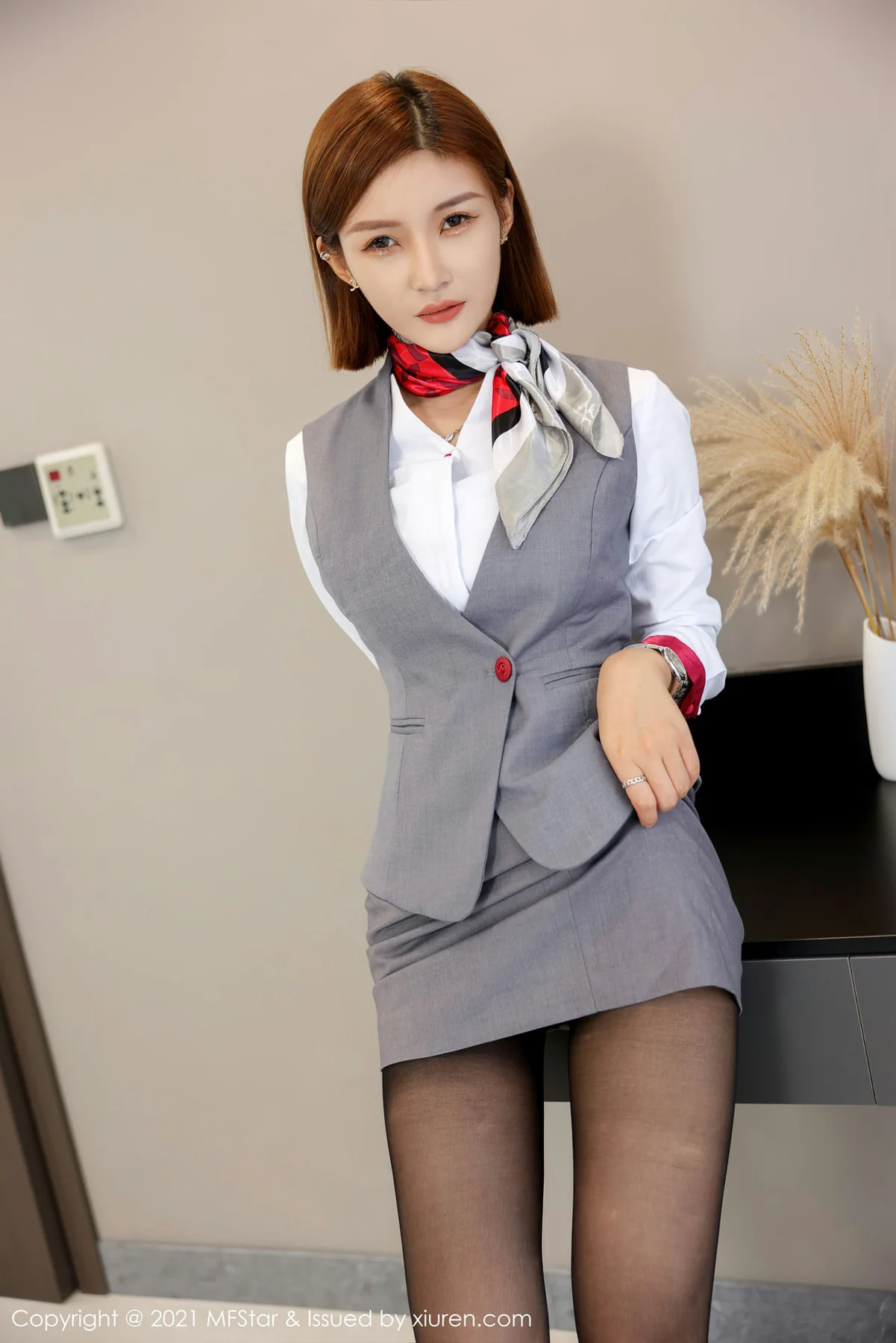 MFStar 模范学院 Vol.539 新人模特短发美女 王蜜 第二套写真 - 1