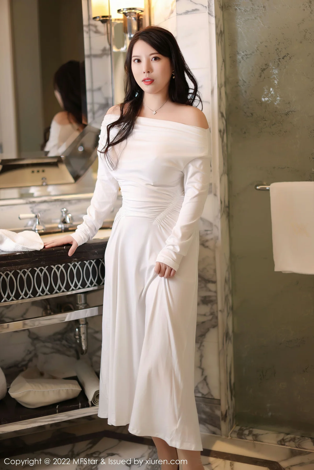 MFStar 模范学院 Vol.576 白茹雪 诱人原色丝袜阳朔旅拍 - 2