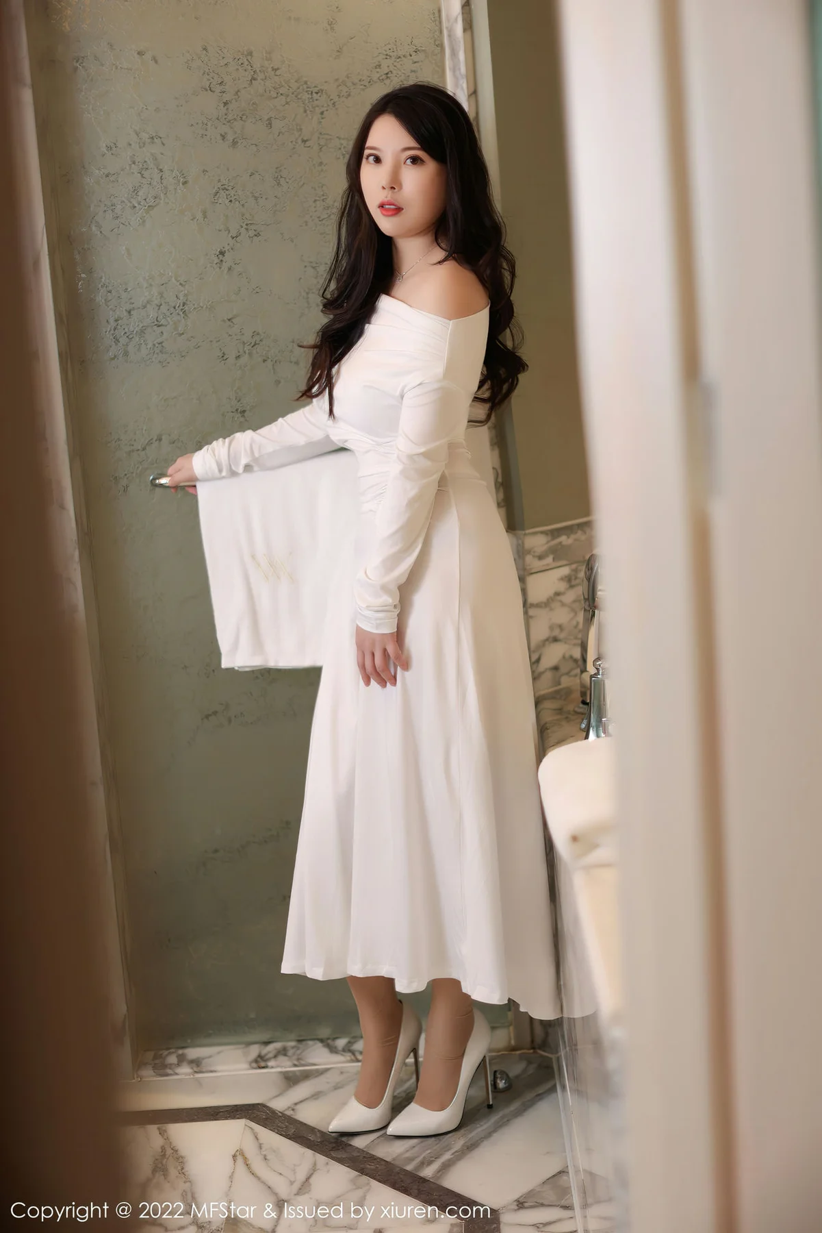 MFStar 模范学院 Vol.576 白茹雪 诱人原色丝袜阳朔旅拍 - 7