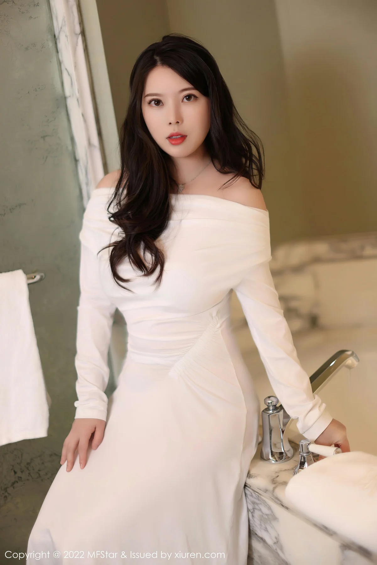 MFStar 模范学院 Vol.576 白茹雪 诱人原色丝袜阳朔旅拍 - 9