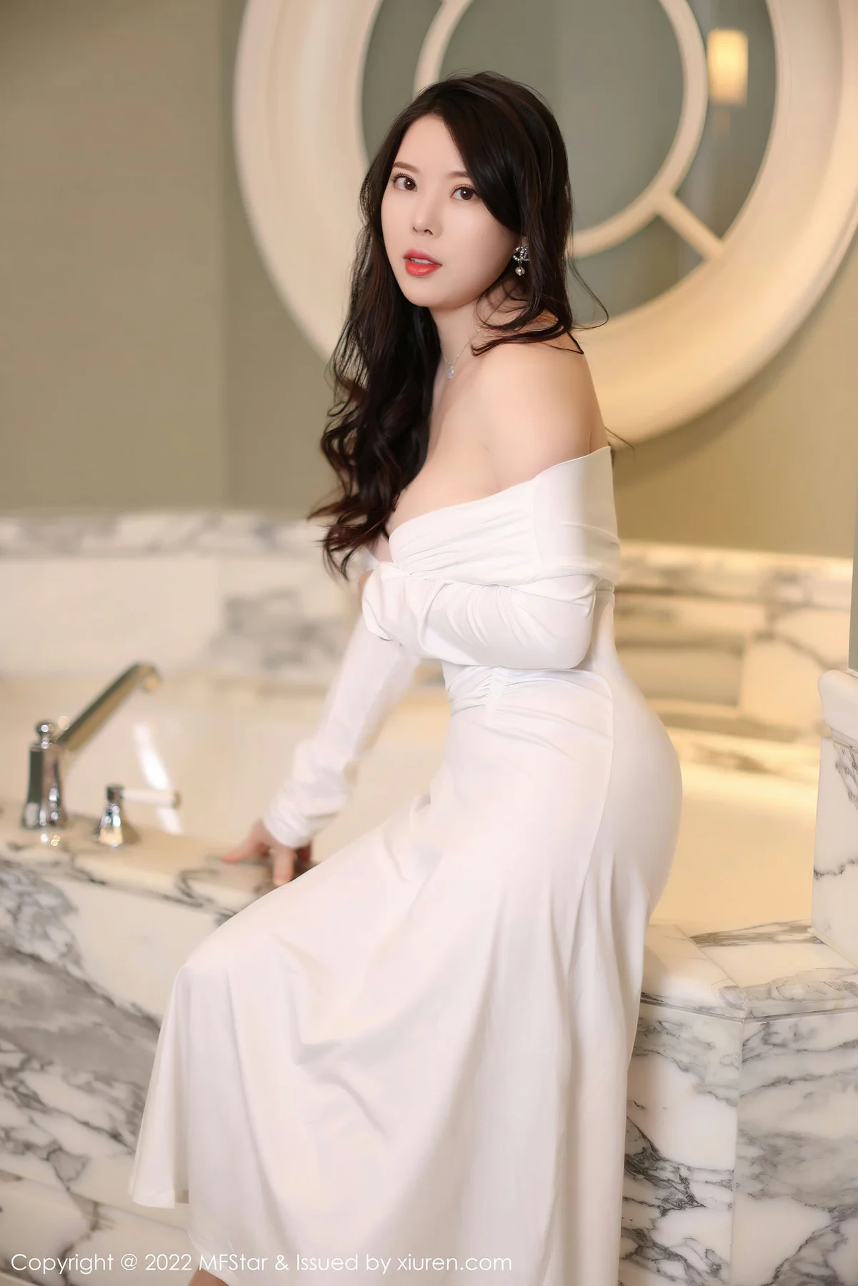 MFStar 模范学院 Vol.576 白茹雪 诱人原色丝袜阳朔旅拍 - 3