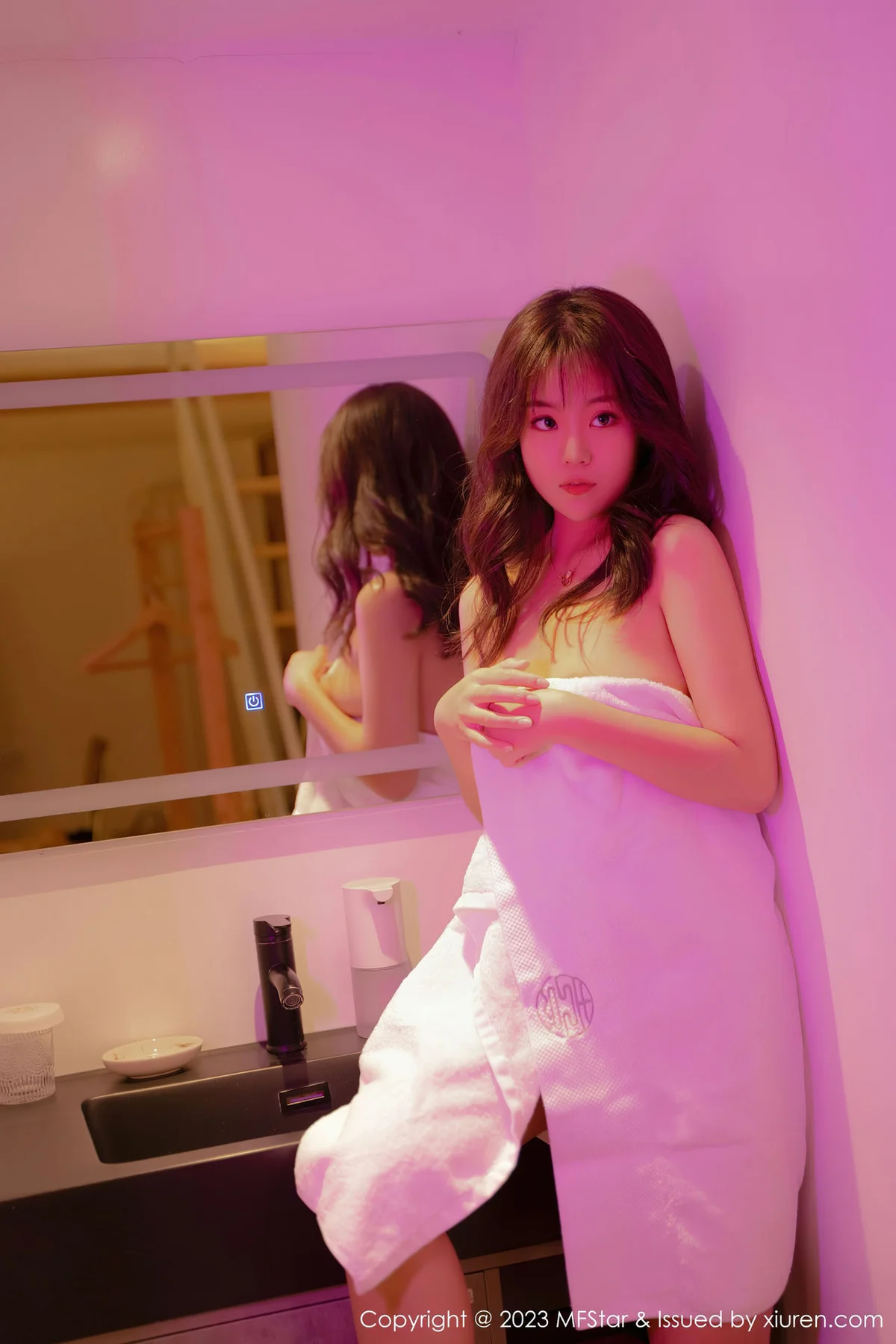 MFStar 模范学院 Vol.590 小樱花baby 浴后出镜拍摄首套写真 - 3