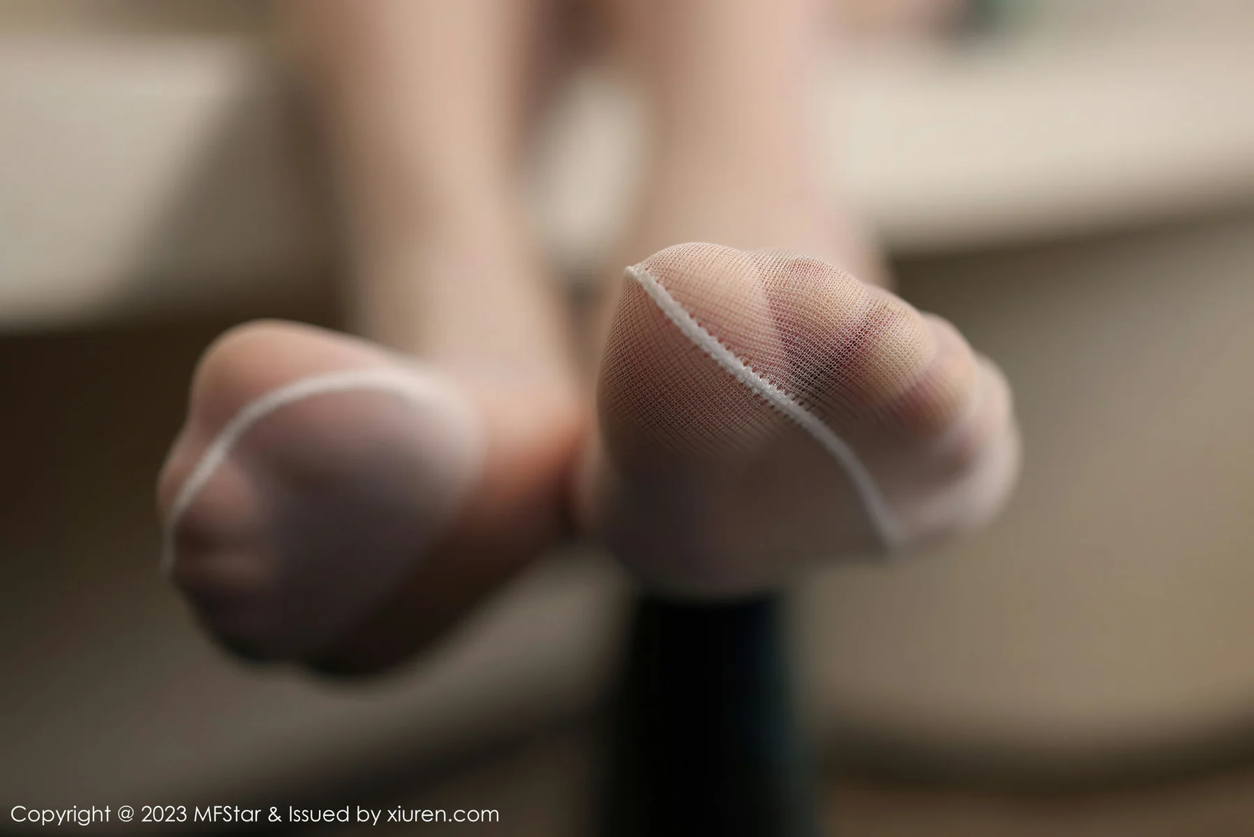 MFStar 模范学院 Vol.602 汐汐爱吃草莓 绿色棒球服性感写真3 - 1