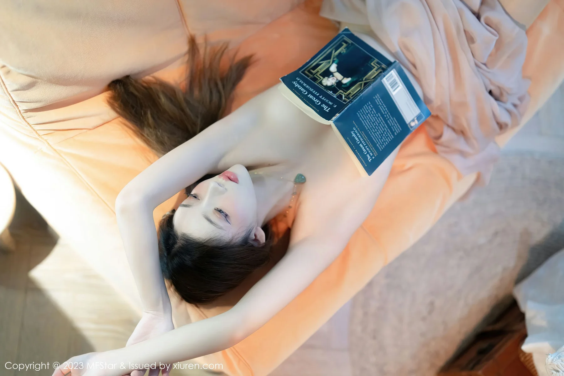 MFStar 模范学院 Vol.603 加朵babe 露肩连衣短裙性感写真 - 5