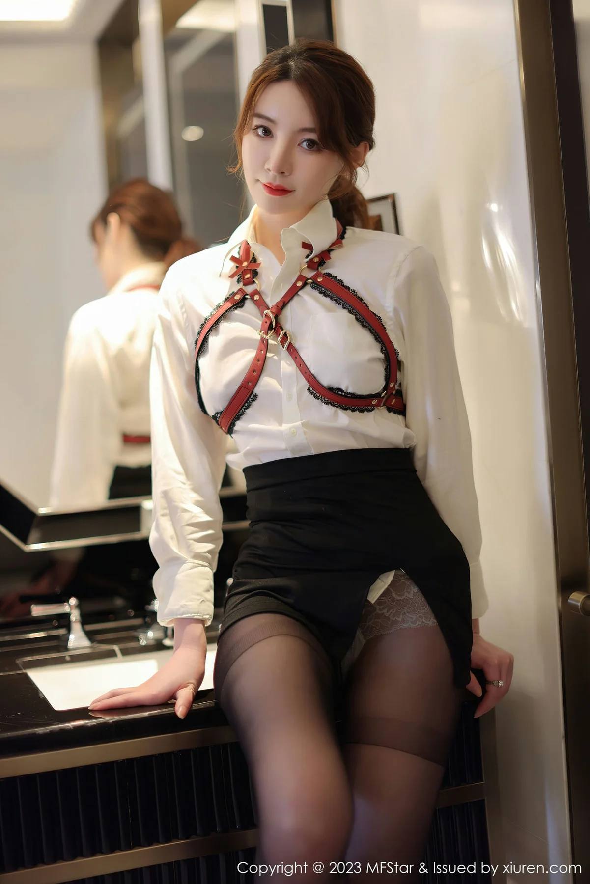 MFStar 模范学院 Vol.615 yoo优优 魅惑黑丝衣写真 - 4