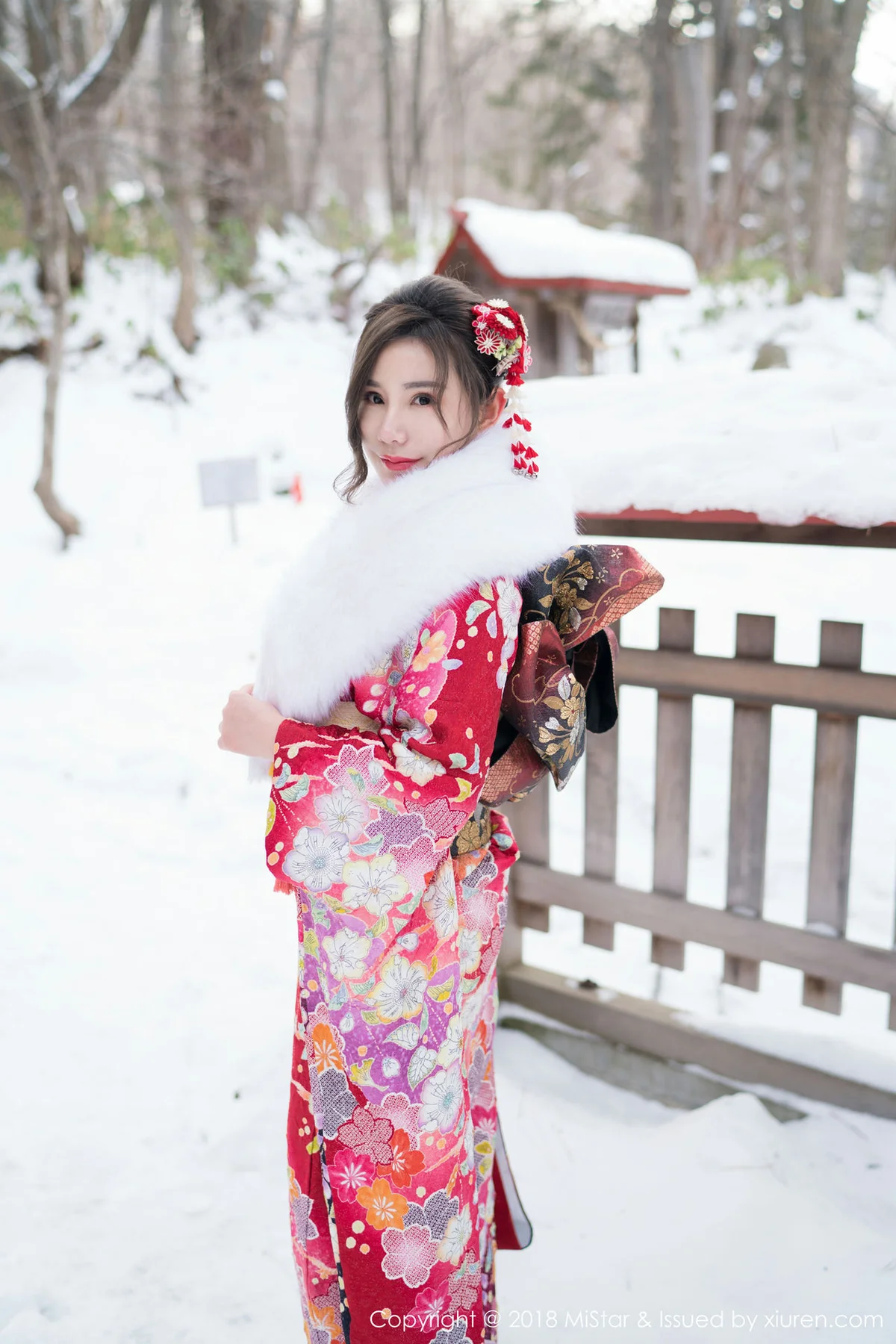 MiStar 魅妍社 Vol.228 黑丝高跟小奶昔Kyra - 3