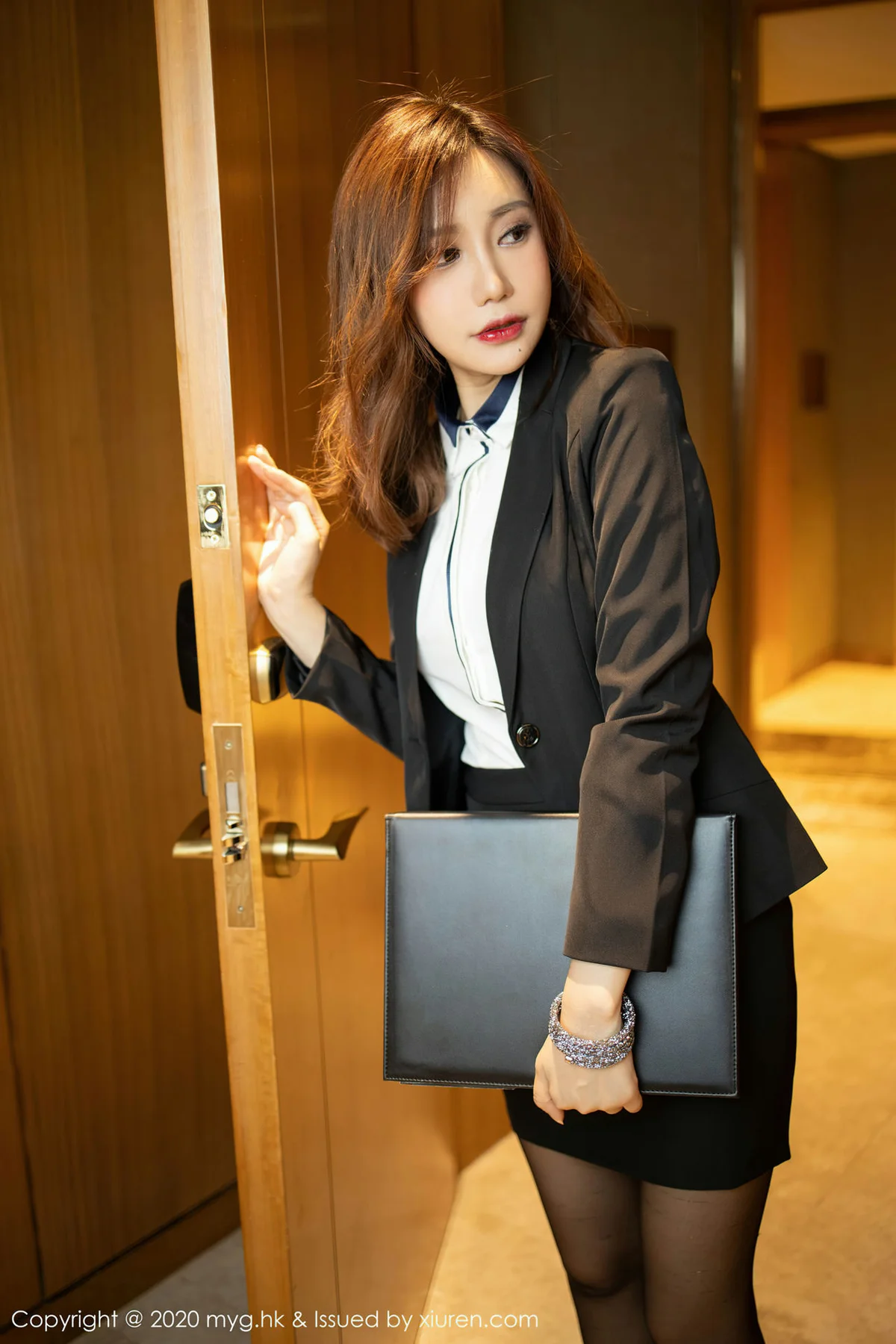 MyGirl 美媛馆 Vol.469 职场秘书ol女秘书 绮里嘉ula - 9