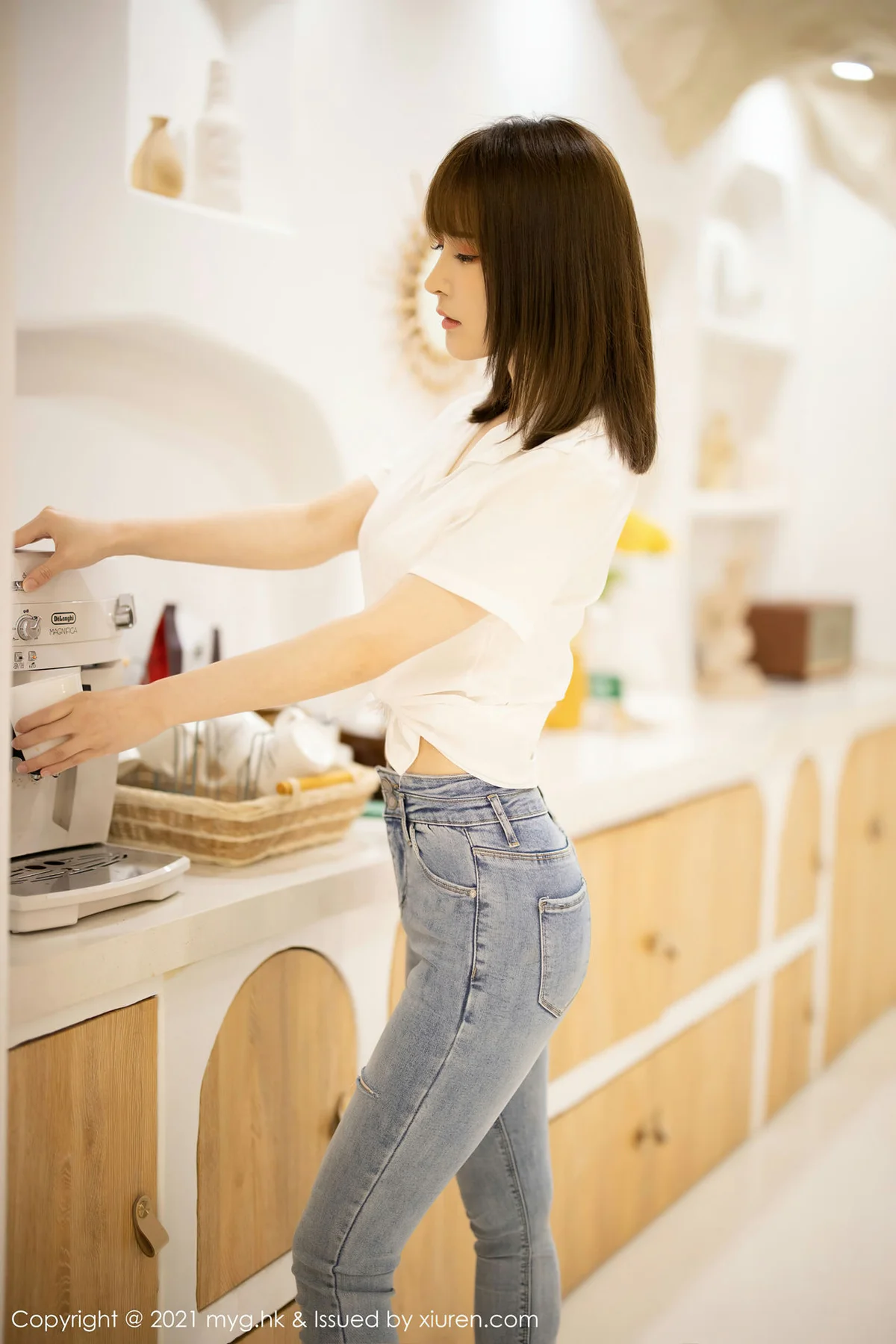 MyGirl 美媛馆 Vol.540 白衬衫与直爽牛仔裤 蔡文钰Abby 江浙沪旅拍写真 - 10