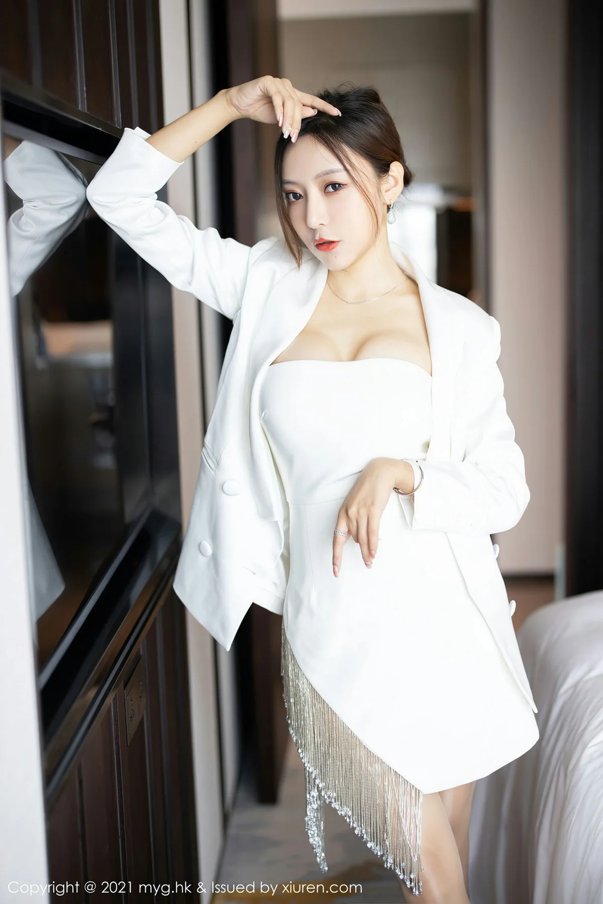 MyGirl 美媛馆 Vol.541 丝足美腿 王馨瑶yanni 江浙沪旅拍写真3 - 5