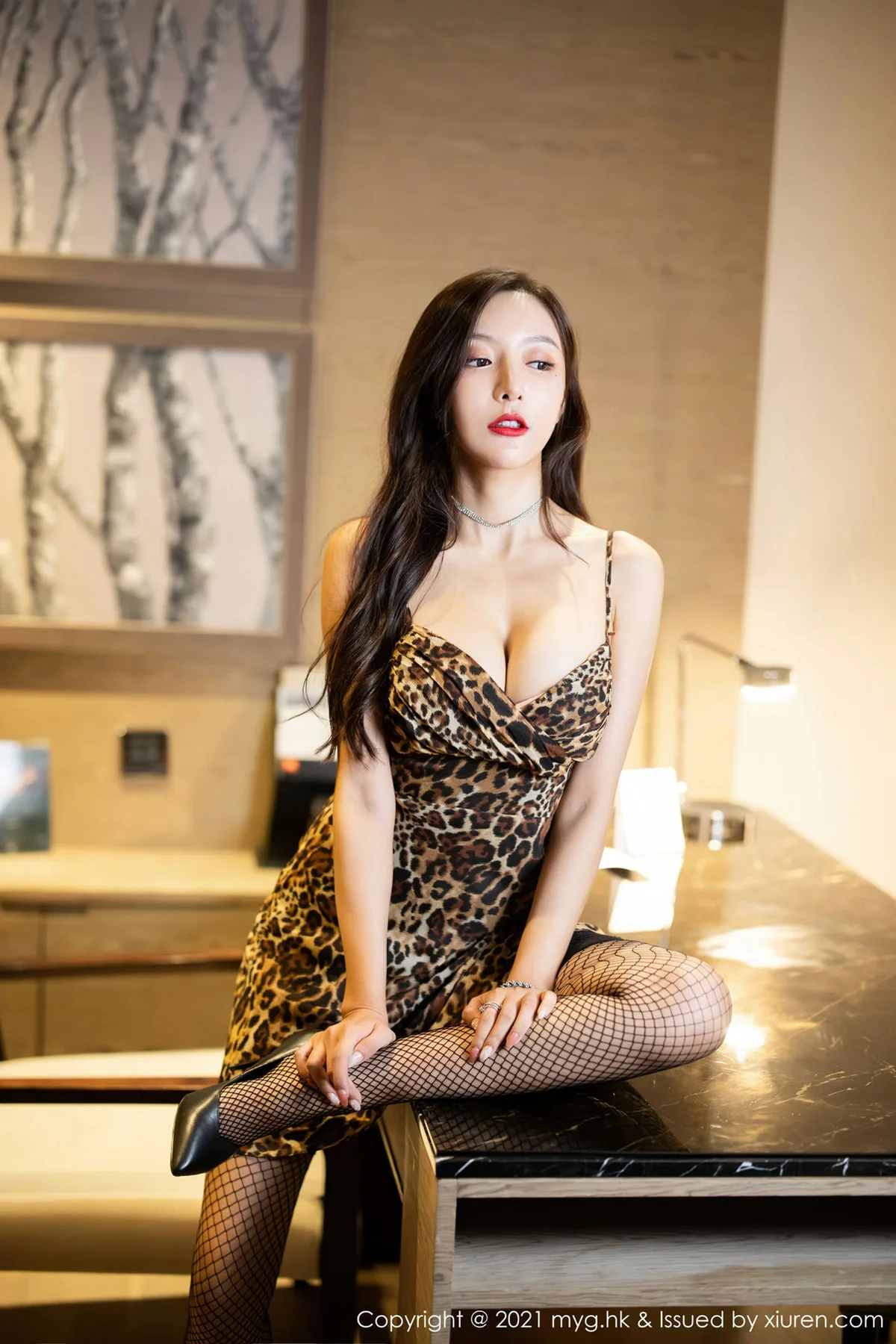 MyGirl 美媛馆 Vol.557 狂野豹纹吊裙 王馨瑶yanni 江浙沪旅拍3 - 9