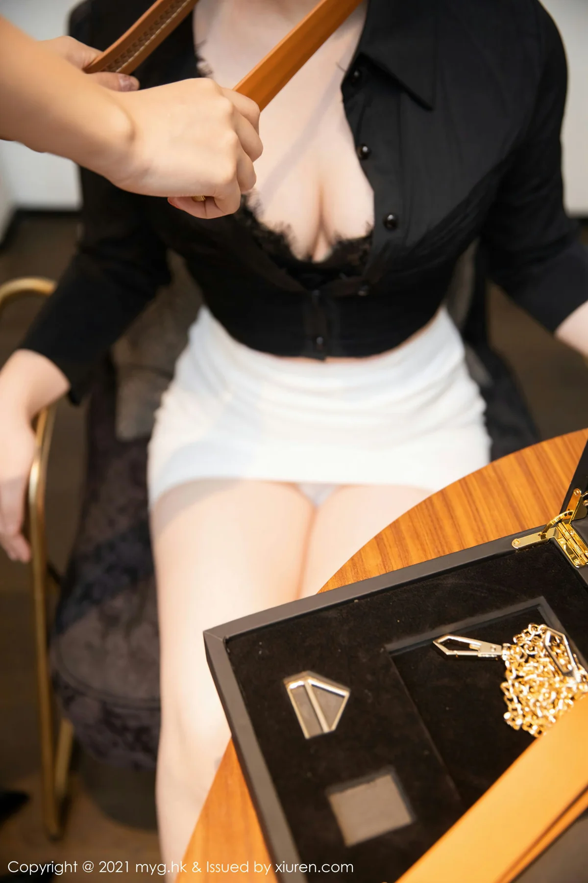 MyGirl 美媛馆 Vol.559 调教师剧情主题 绮里嘉Carina 江浙沪旅拍33 - 8