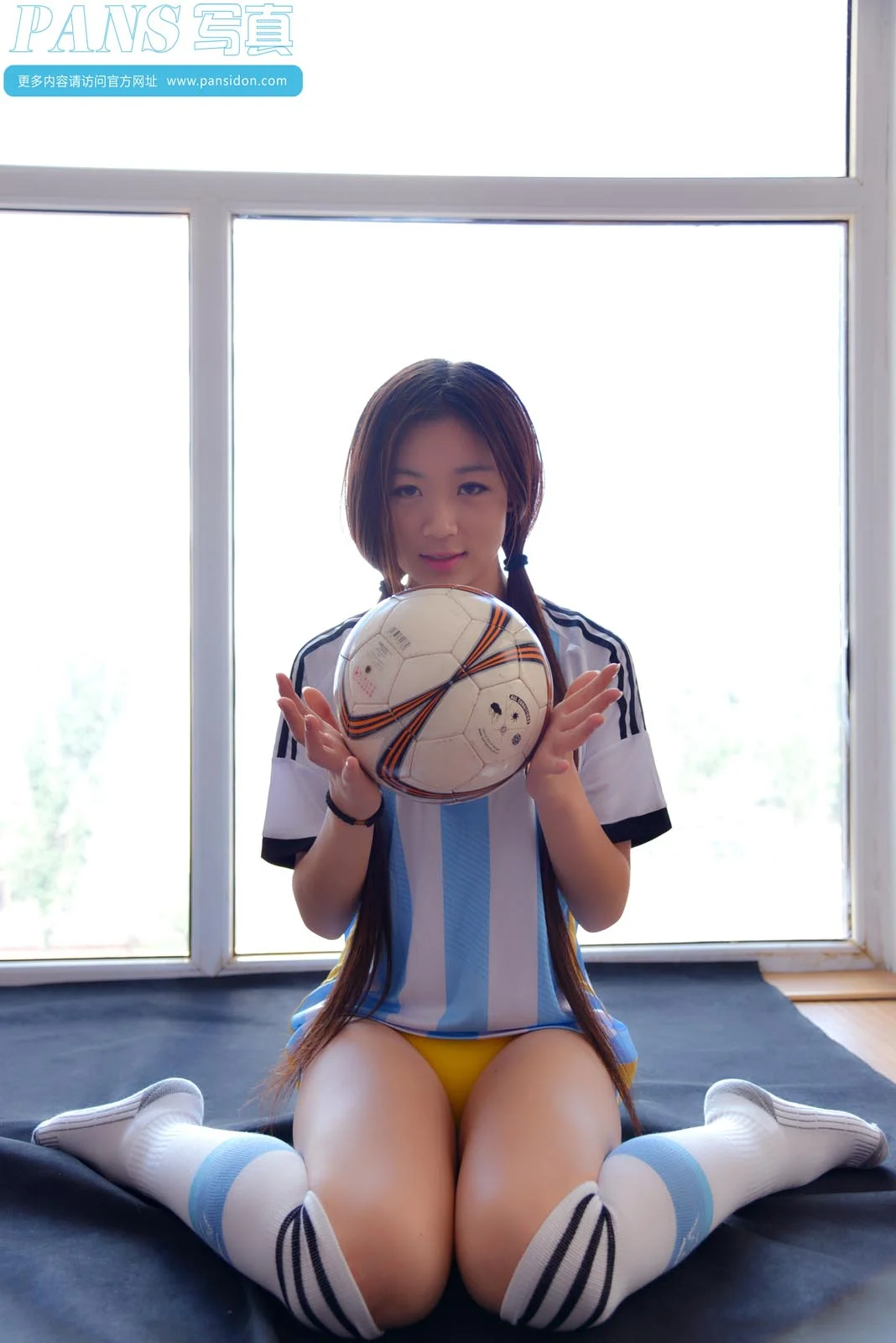 Pans 写真 No.267 折折 38P/88.7M - 4