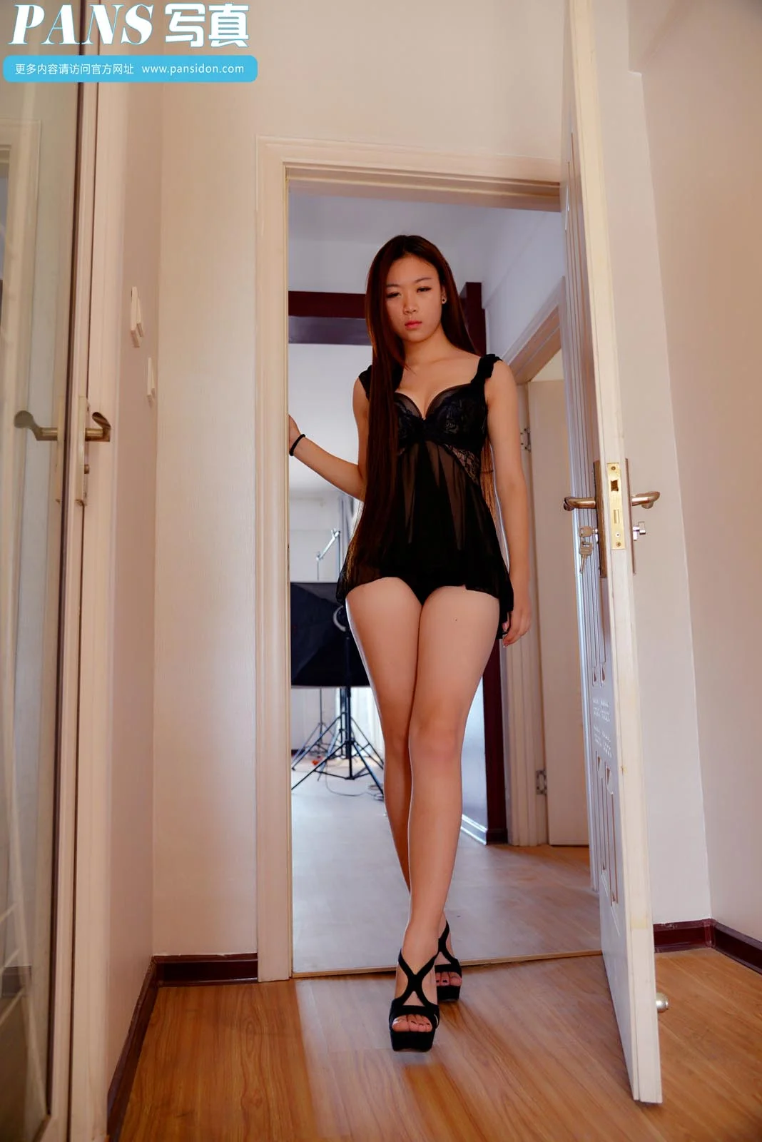 Pans 写真 No.277 折折 40P/118.6M - 1