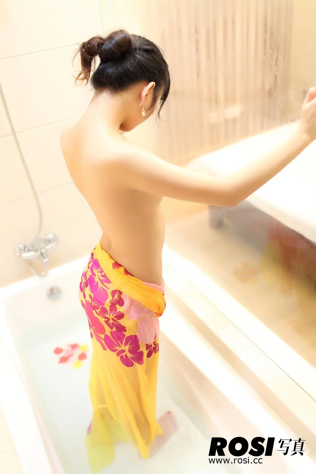 Rosi 写真 No.013 14P/7.44M - 7