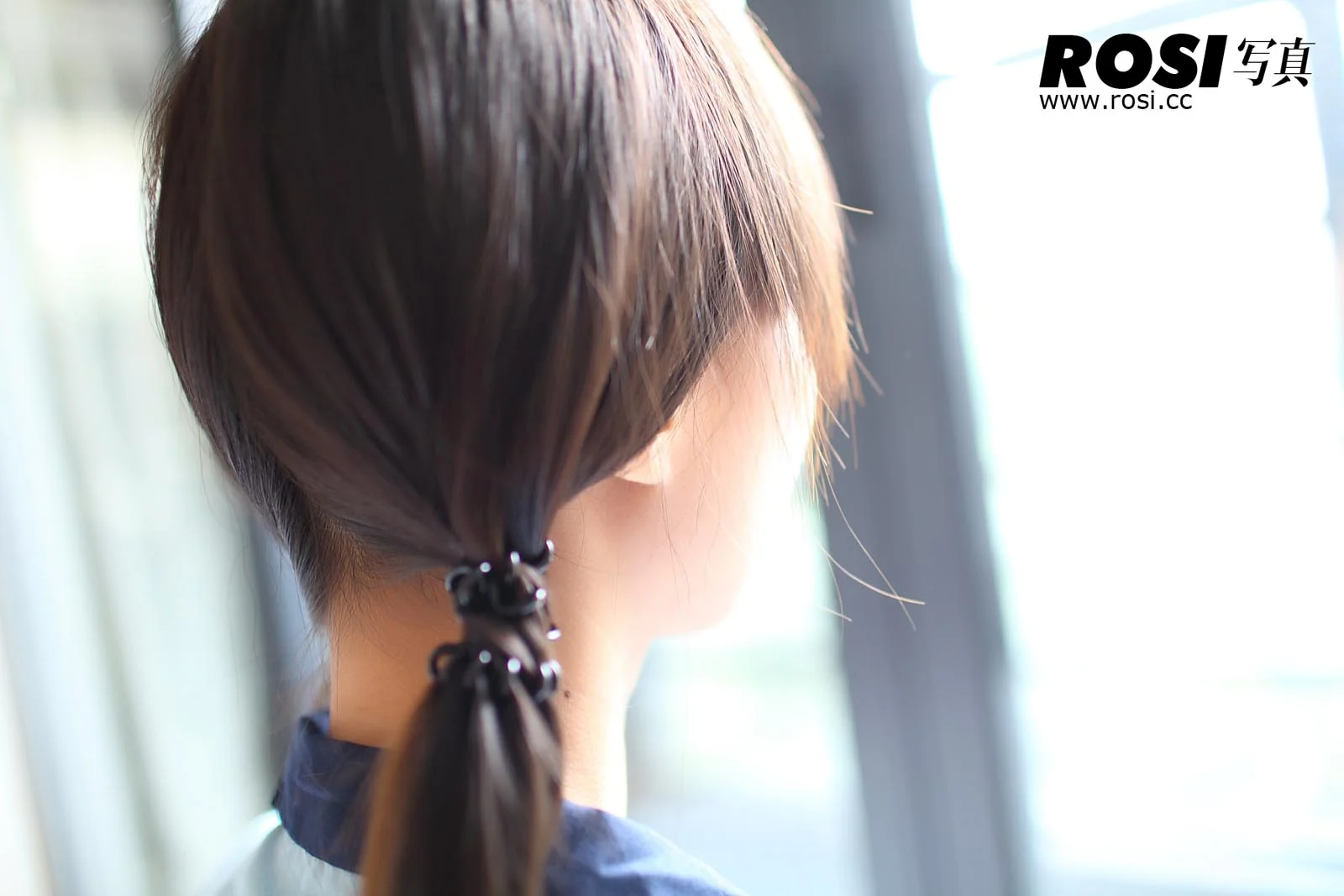 Rosi 写真 No.071 33P/25.06M - 1
