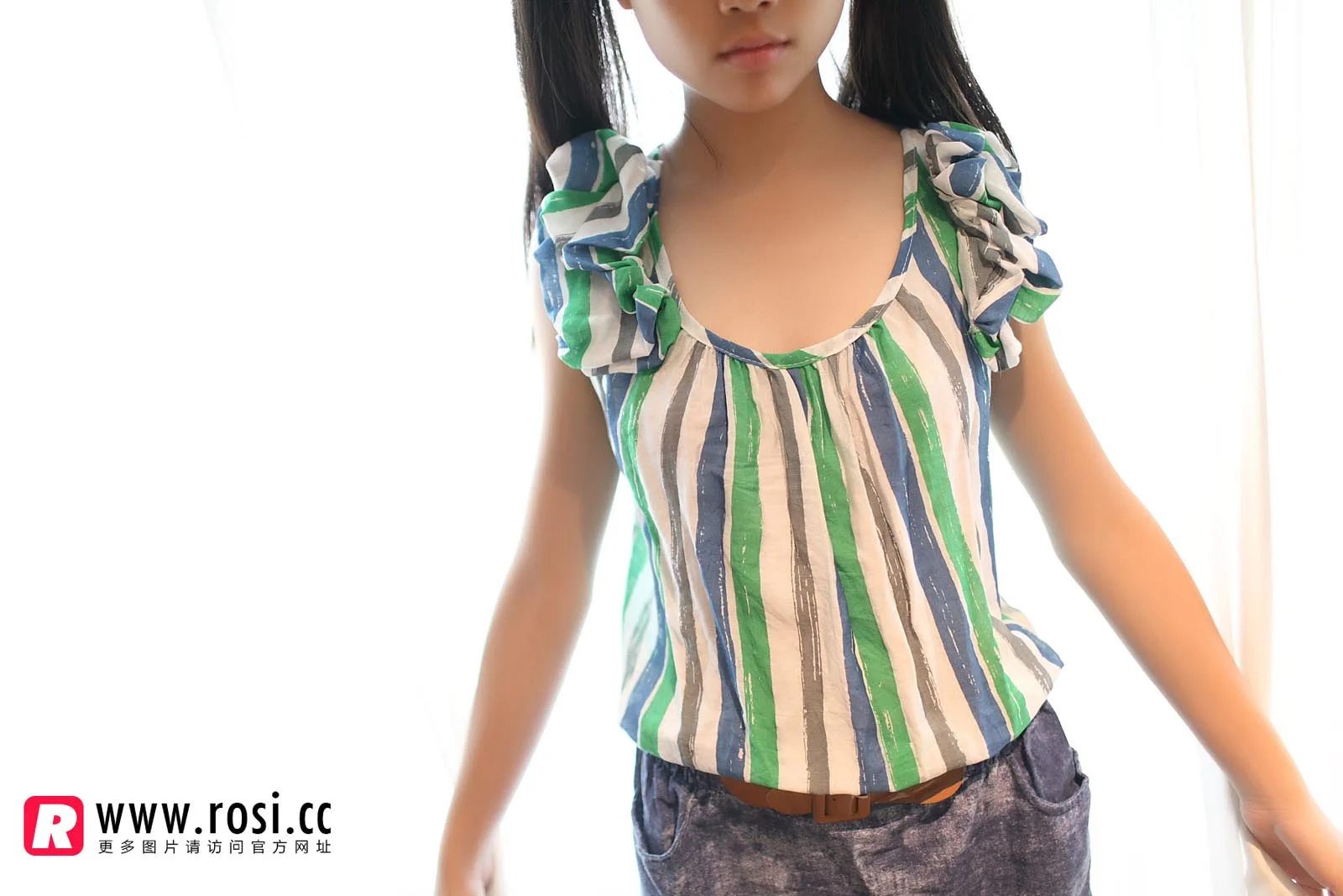 Rosi 写真 No.1026 性感诱惑 - 1