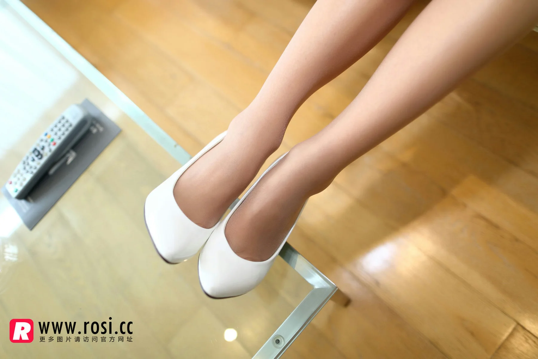 Rosi 写真 No.1033 丝袜美腿 - 2