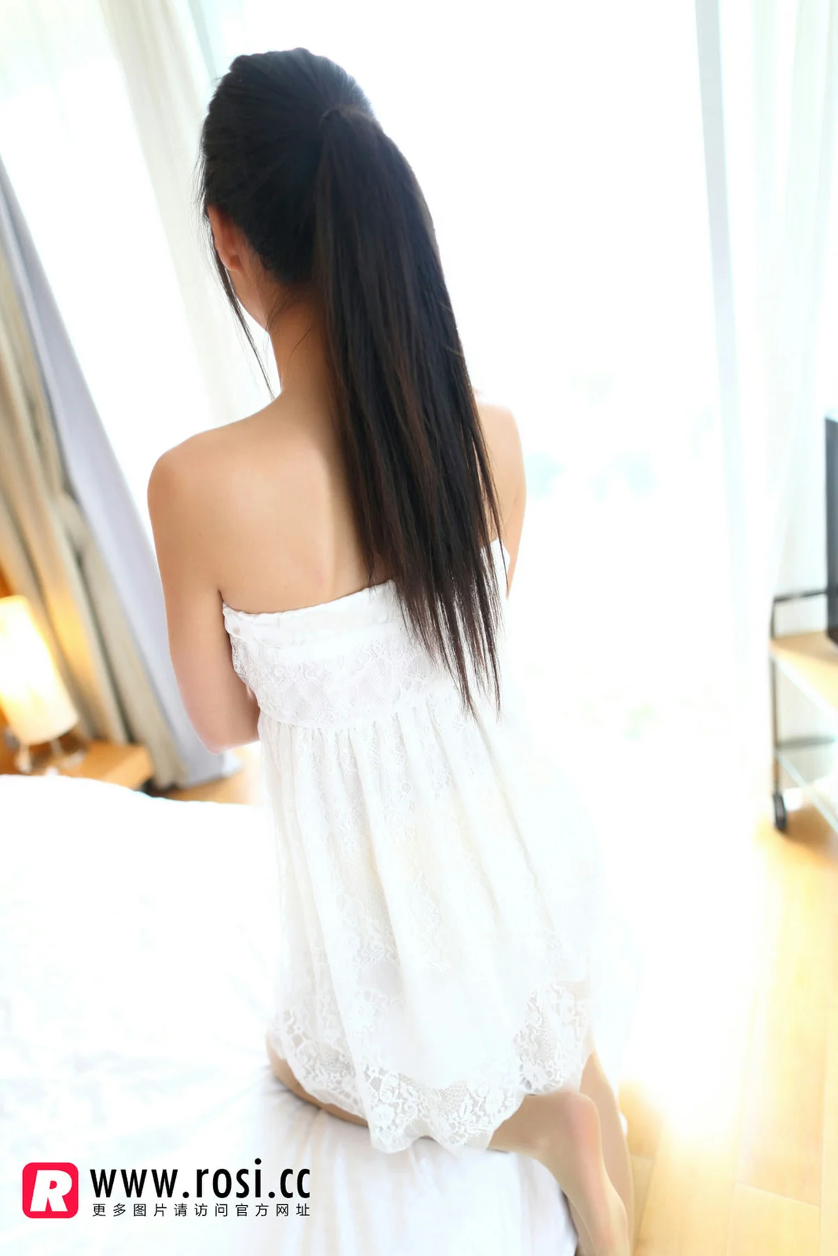 Rosi 写真 No.1065 美腿诱惑 - 2