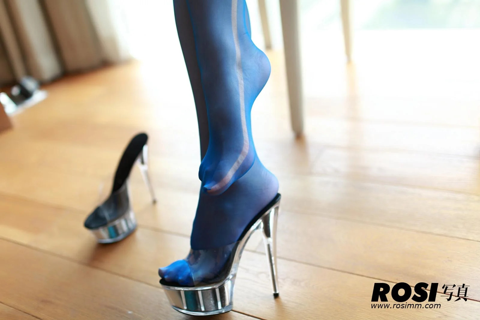 Rosi 写真 No.155 33P/28.92M - 8