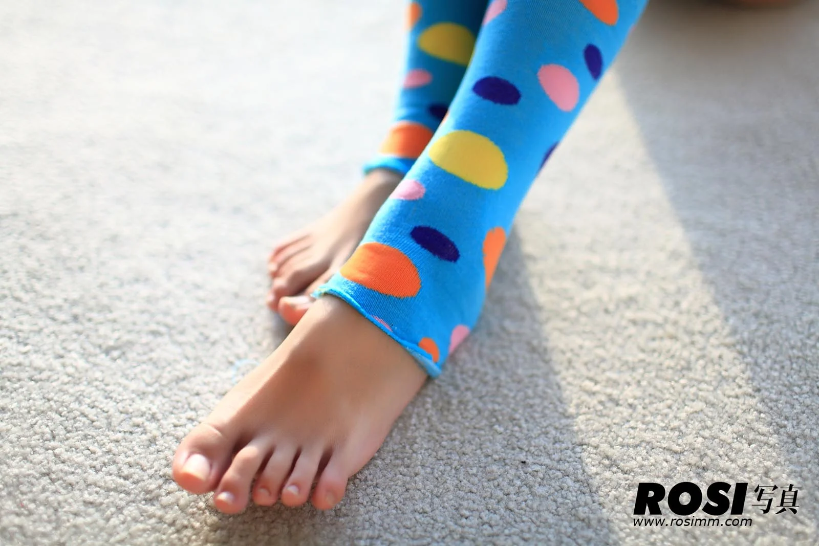 Rosi 写真 No.184 43P/58.72M - 2