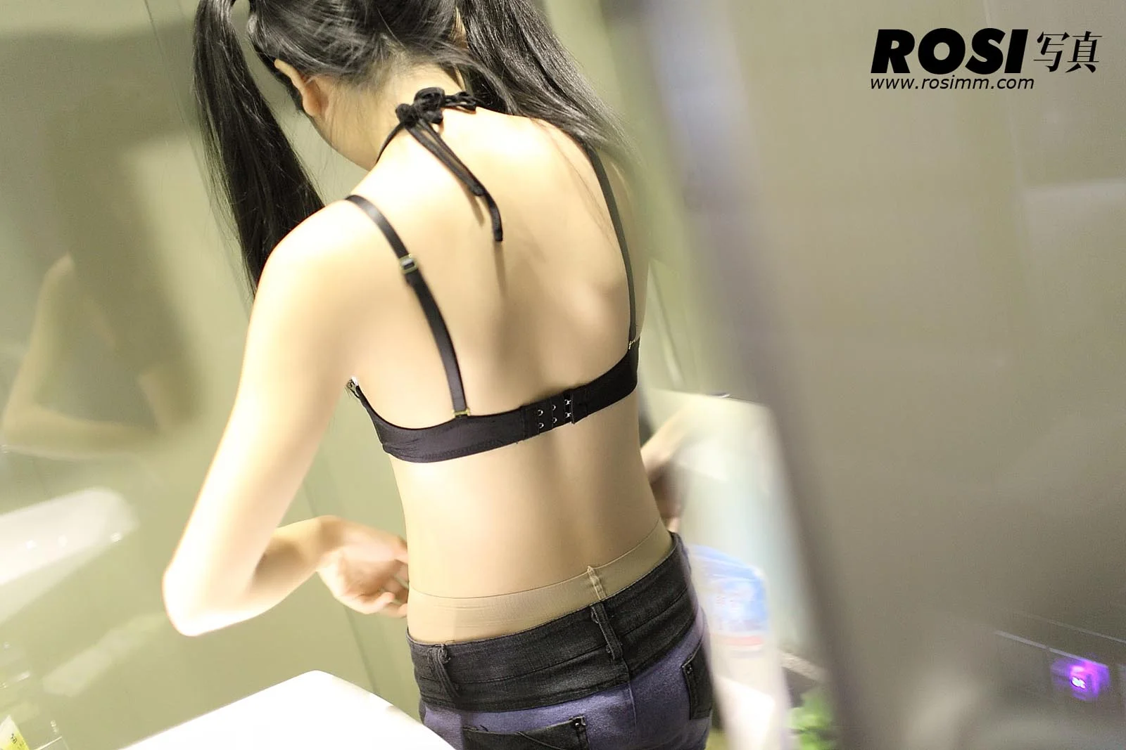 Rosi 写真 No.445 81P/111.0M - 3