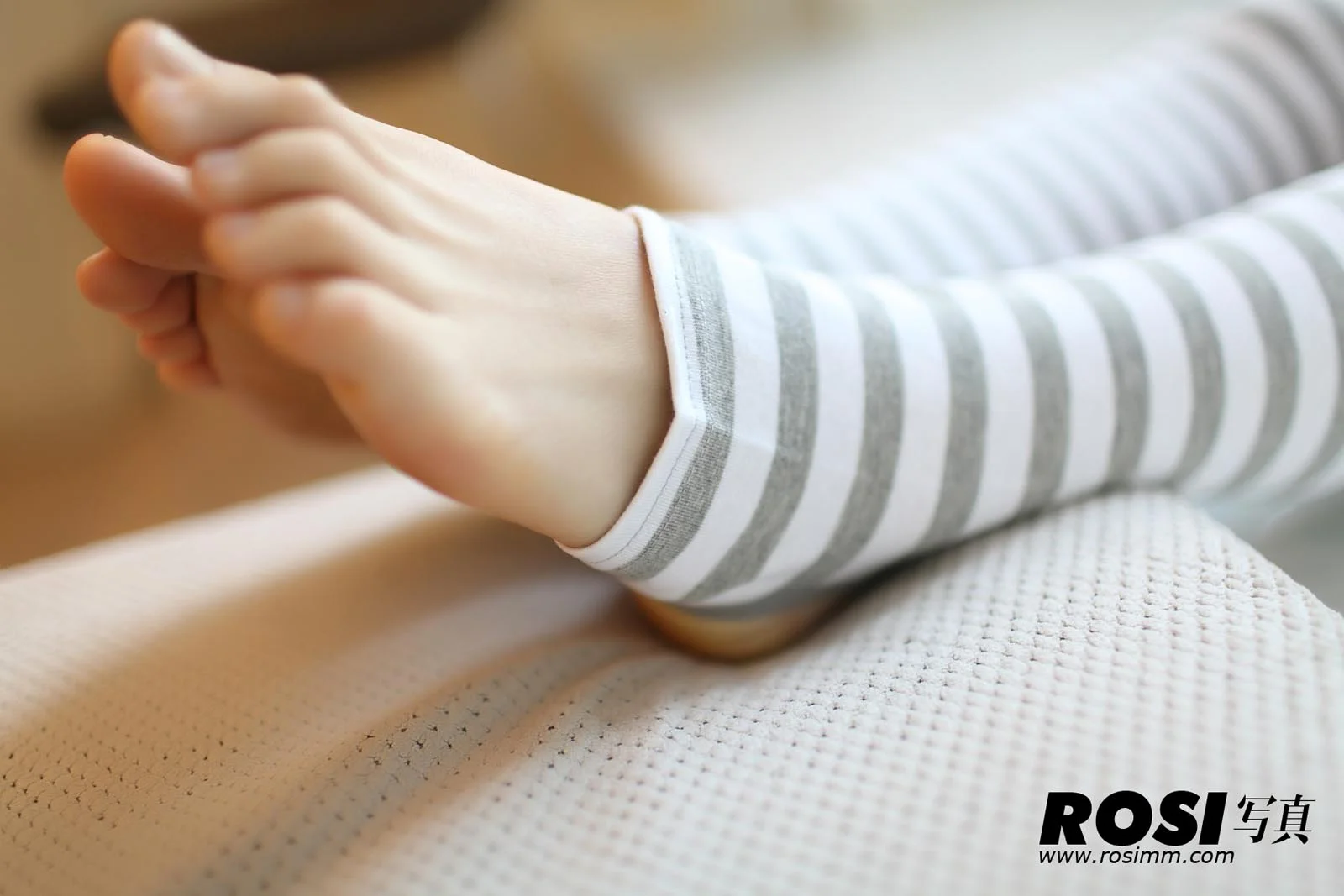 Rosi 写真 No.530 30P/26.1M - 1