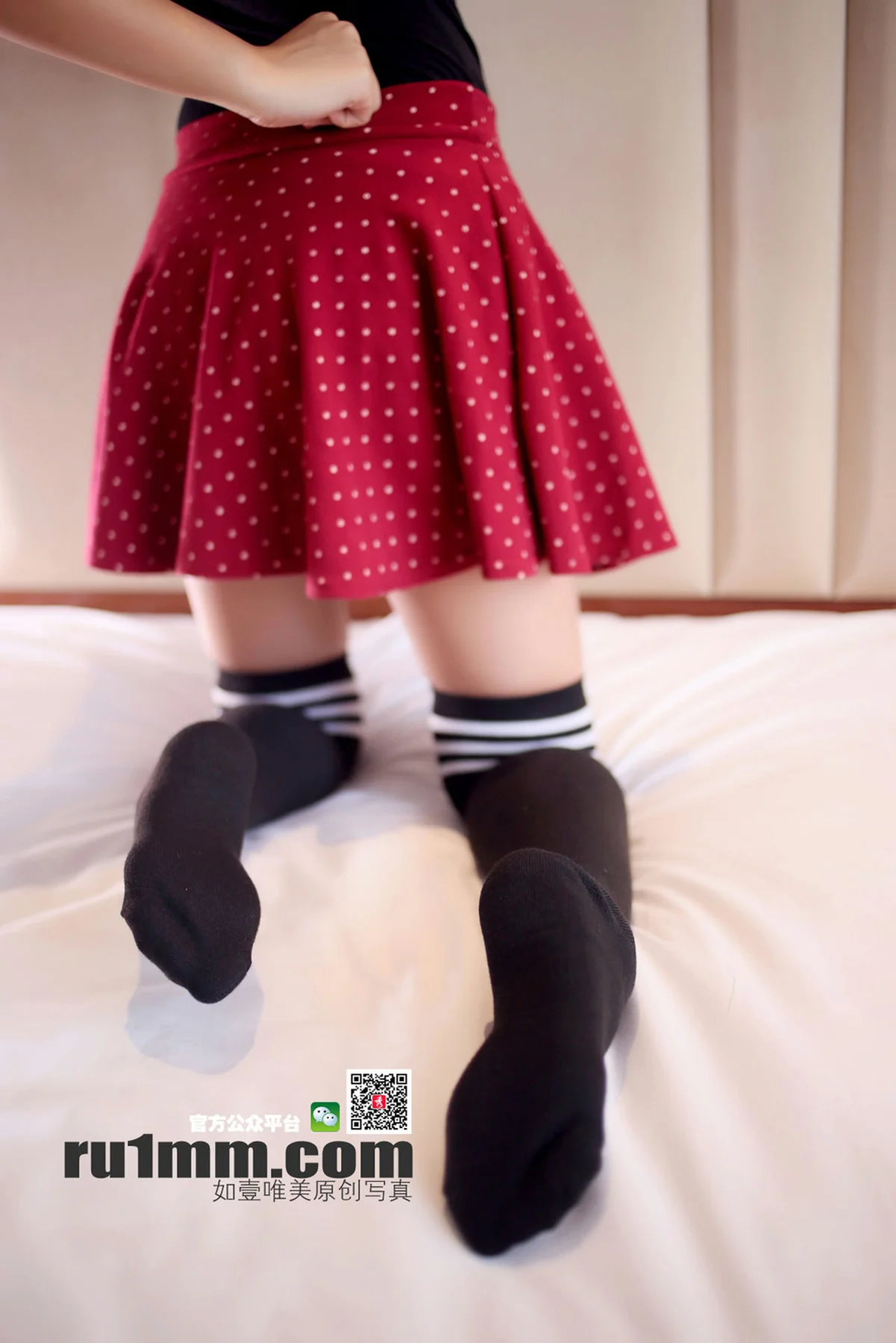 Ru1mm 如壹写真 No.217 性感美足 - 2