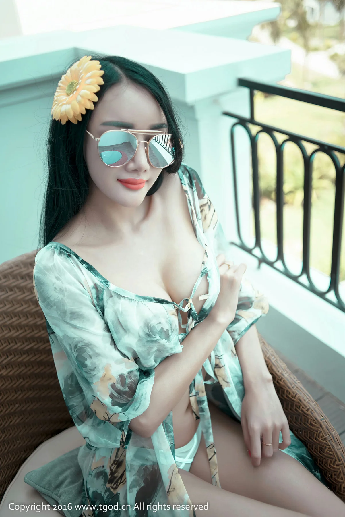 TGOD 推女神 婕西儿jessie 第一刊 越南芽庄旅拍 - 1