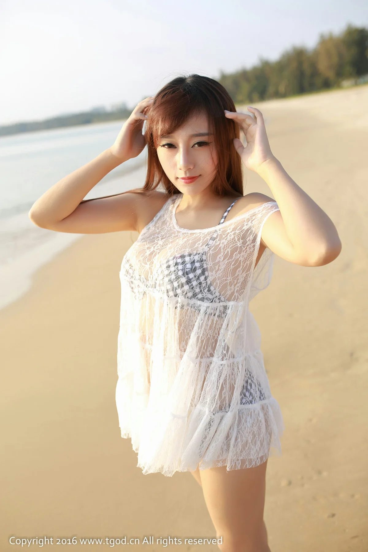 TGOD 推女神 猩一三亚旅拍三-黑木木 - 8