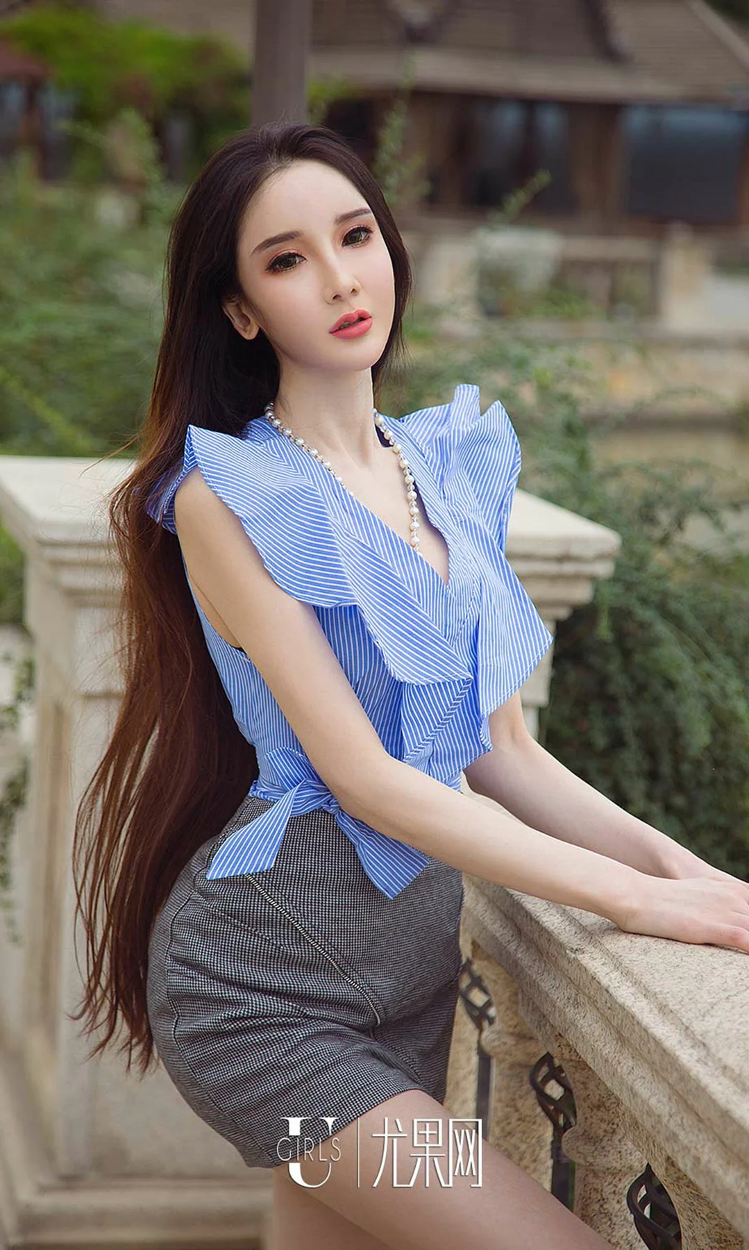 UGirls 爱尤物 No.1238 阿依努尔瓦娅街拍写真 - 7