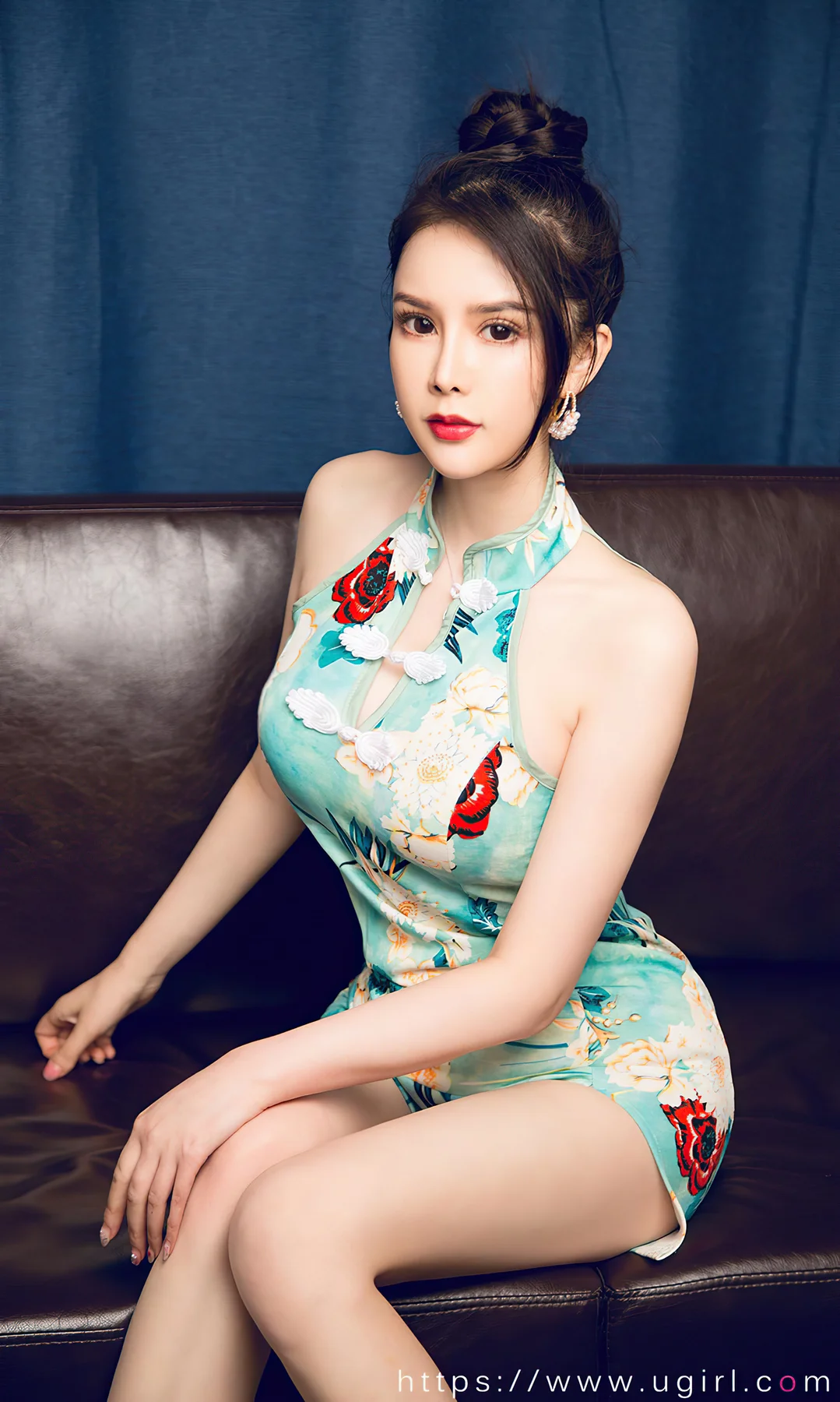 UGirls 爱尤物 No.1817 李丽莎 大小姐的裙摆 - 1