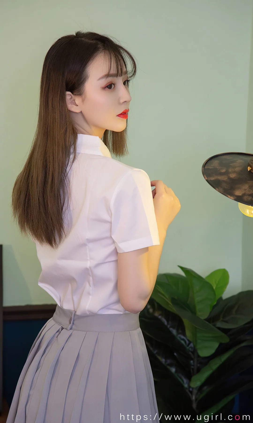 UGirls 爱尤物 No.2205  美人发光 模特合辑方子萱、刘邦妮 - 10