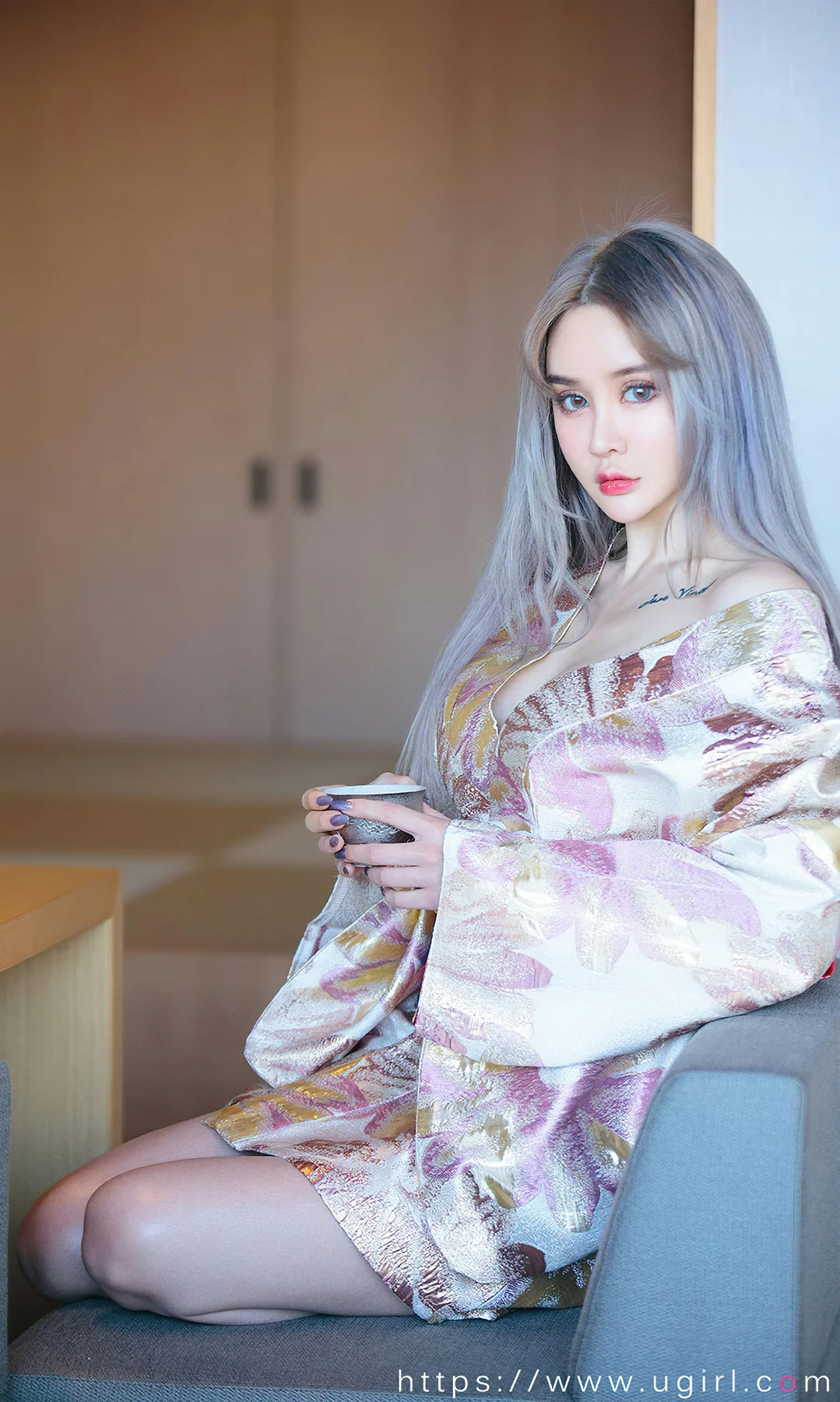 UGirls 爱尤物 No.2440 青树 枫最红时 - 6