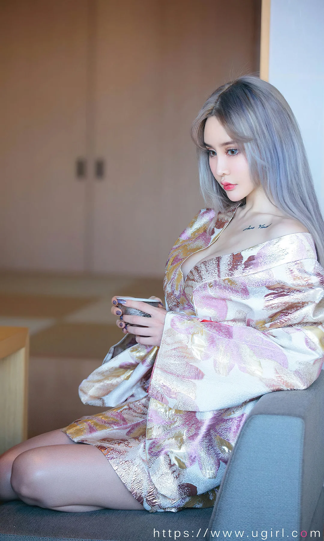 UGirls 爱尤物 No.2440 青树 枫最红时 - 7