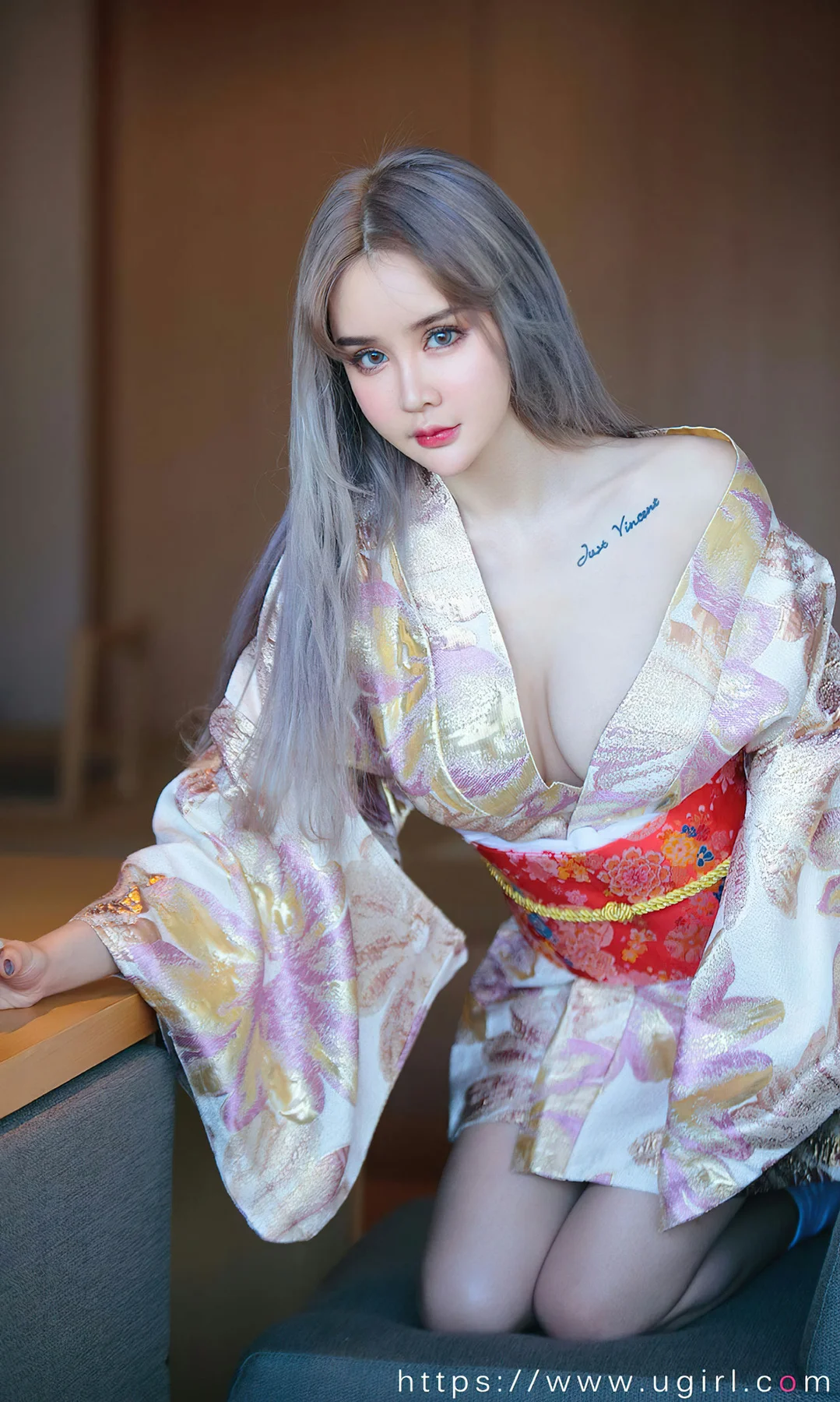 UGirls 爱尤物 No.2440 青树 枫最红时 - 9